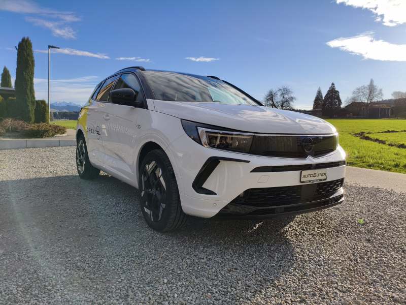 OPEL Grandland 1.6 T PHEV GSE-image-1