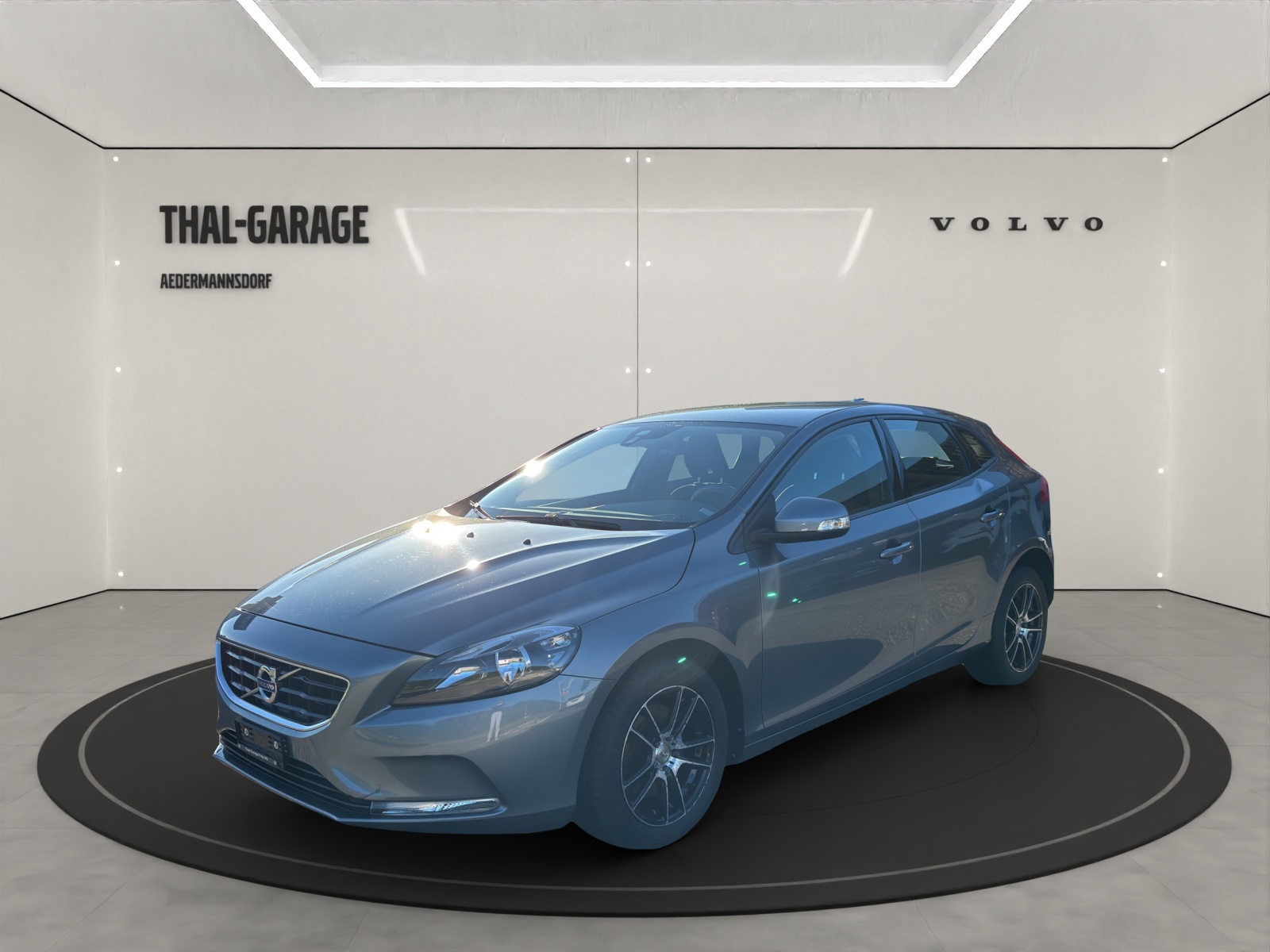VOLVO V40 2.0 D2 Kinetic S/S-image-0