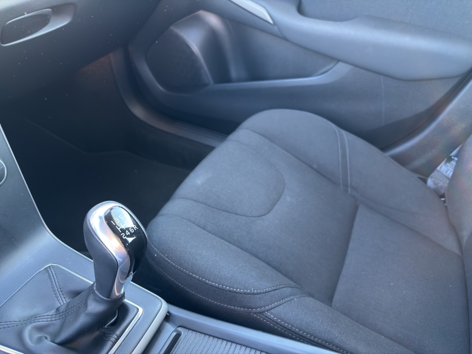 VOLVO V40 2.0 D2 Kinetic S/S-image-7