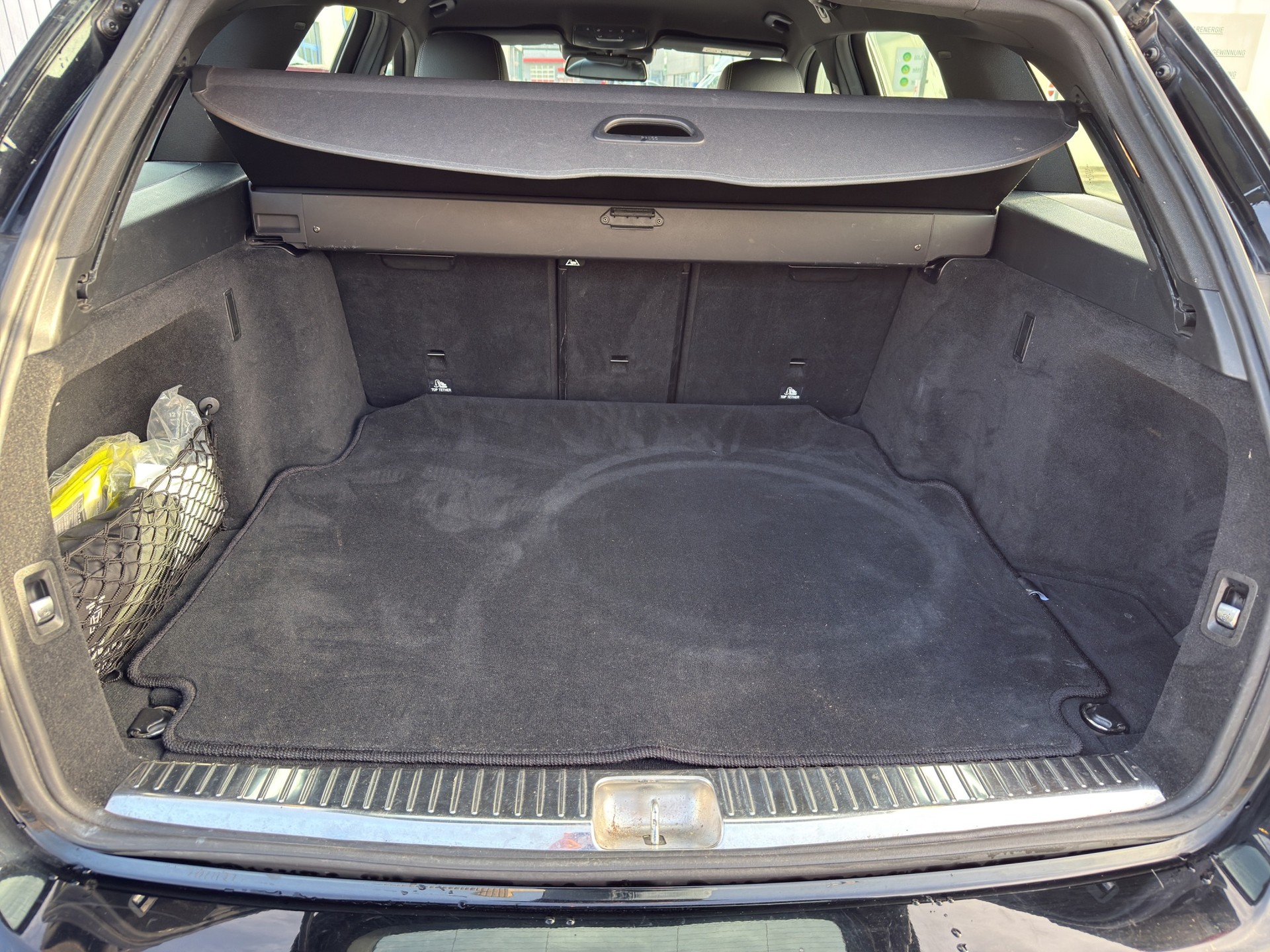 MERCEDES-BENZ C 400 AMG Line 4Matic 7G-Tronic-image-11