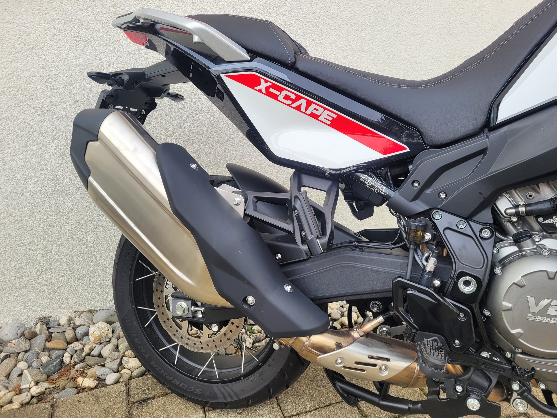 MOTO MORINI X-Cape 1200-image-12
