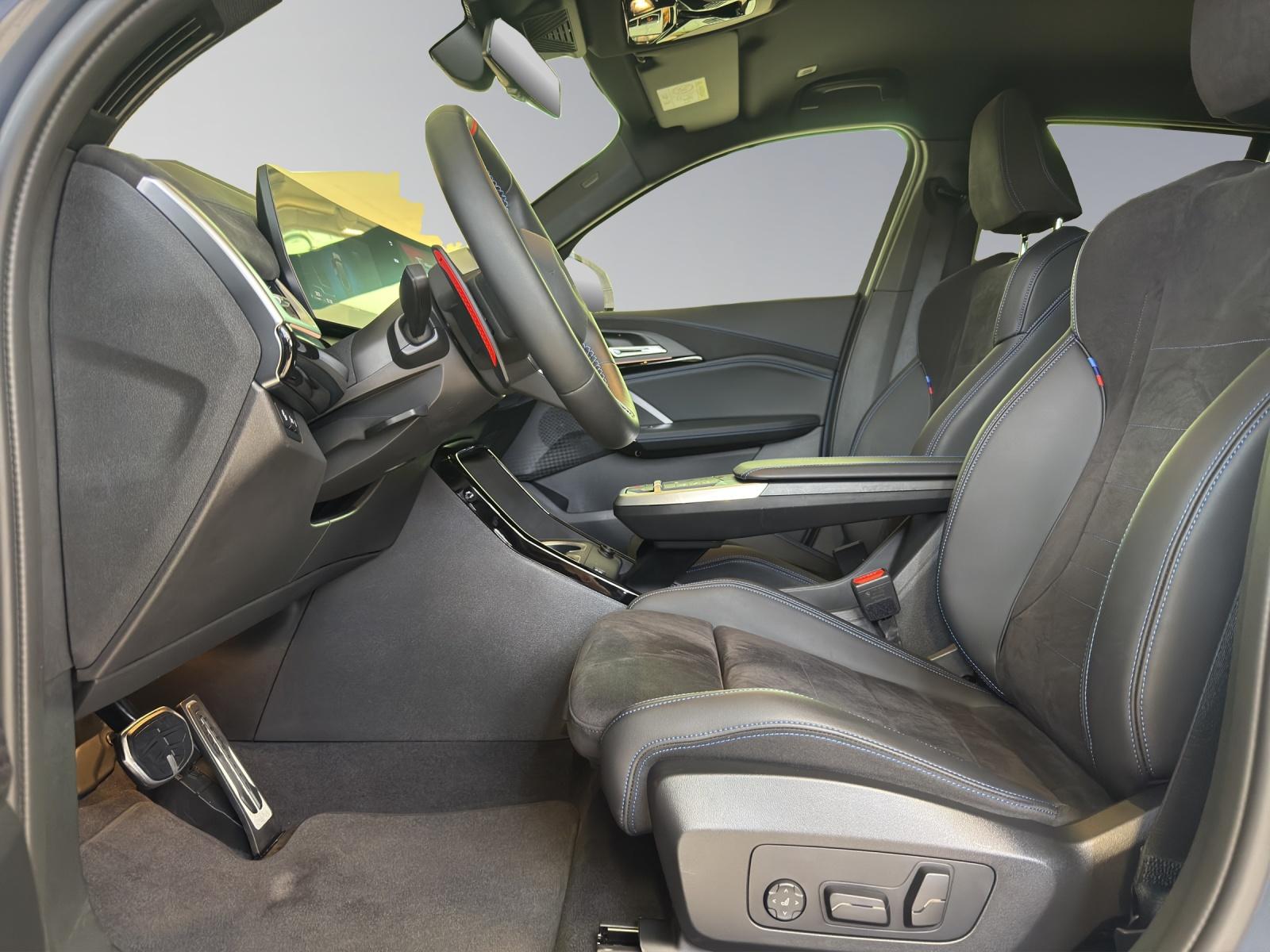 BMW X2 M35i-image-13