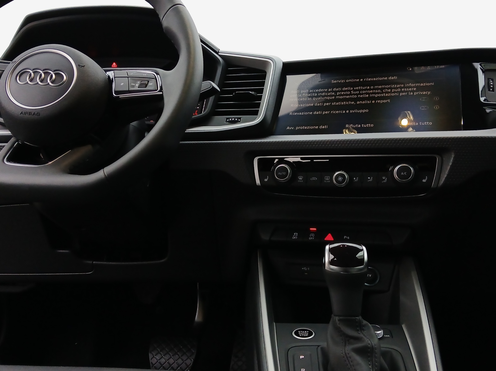 AUDI A1 Sportback 30 TFSI Attraction S-tronic-image-8