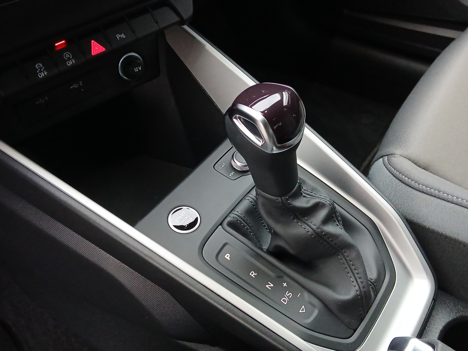 AUDI A1 Sportback 30 TFSI Attraction S-tronic-image-15