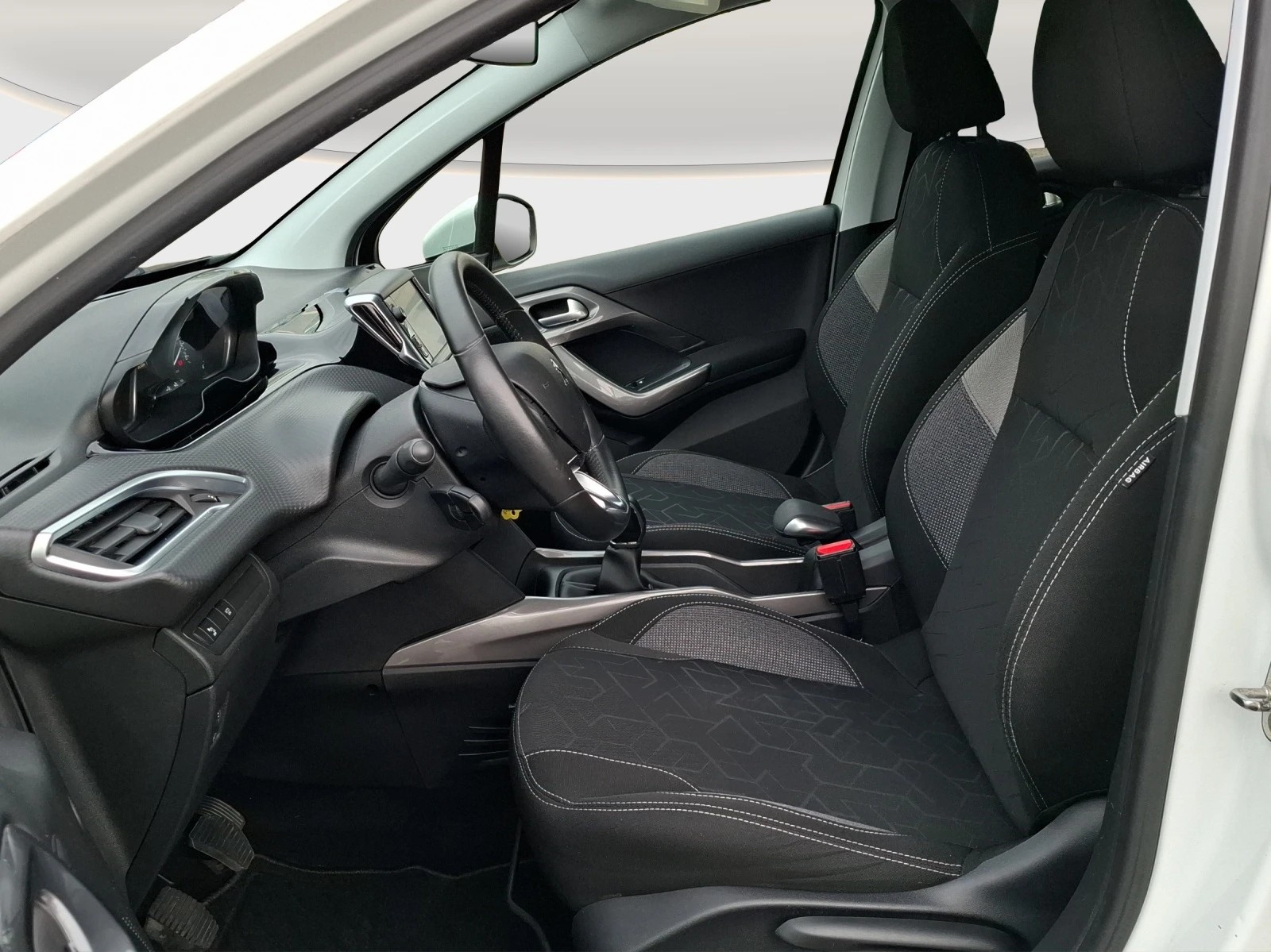 PEUGEOT 2008 1.2 PureTech Active // Rückfahrkamera / Navi / Tempomat....-image-7