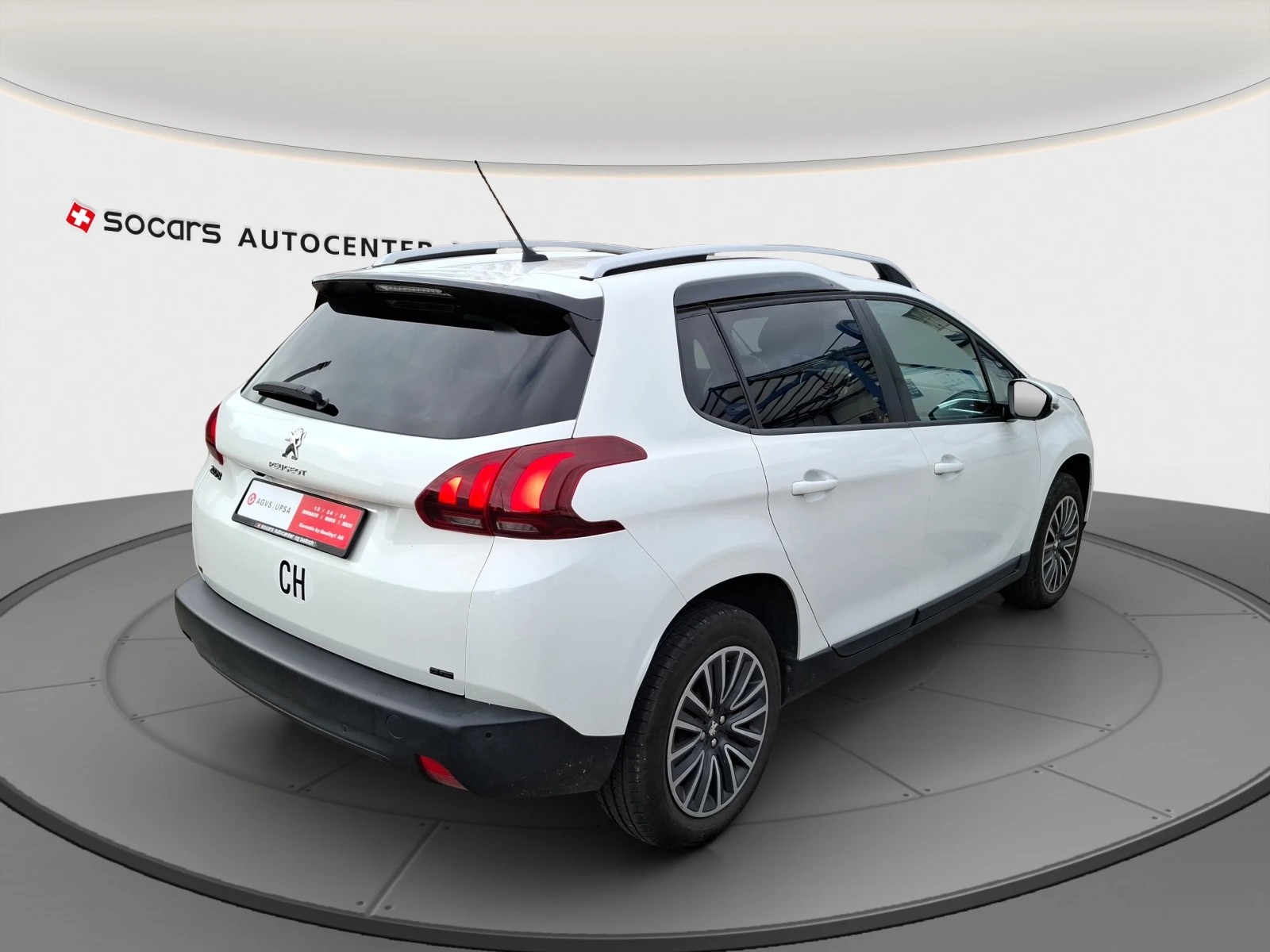 PEUGEOT 2008 1.2 PureTech Active // Rückfahrkamera / Navi / Tempomat....-image-2