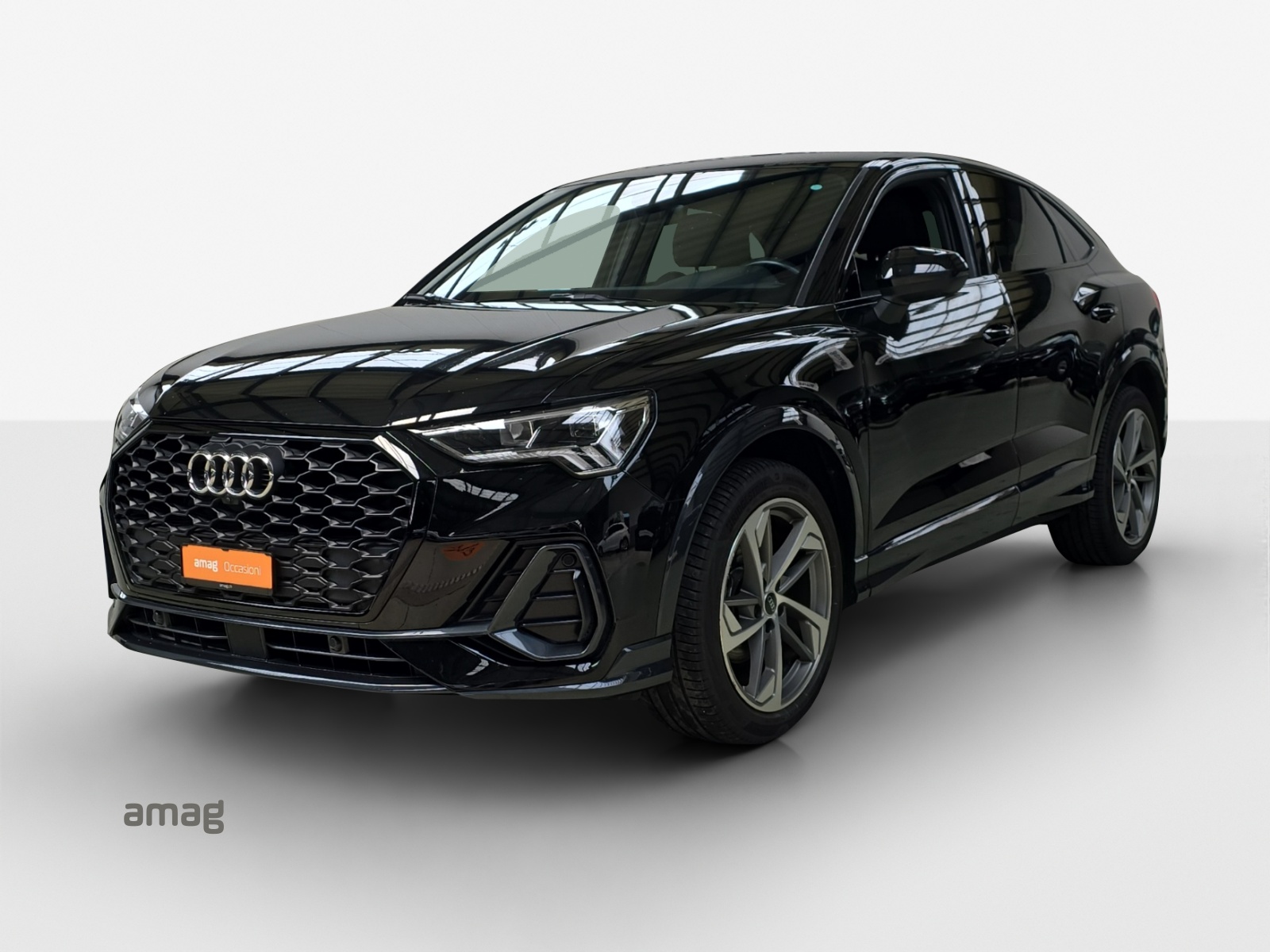 AUDI Q3 Sportback 35 TFSI Attraction S-tronic-image-0
