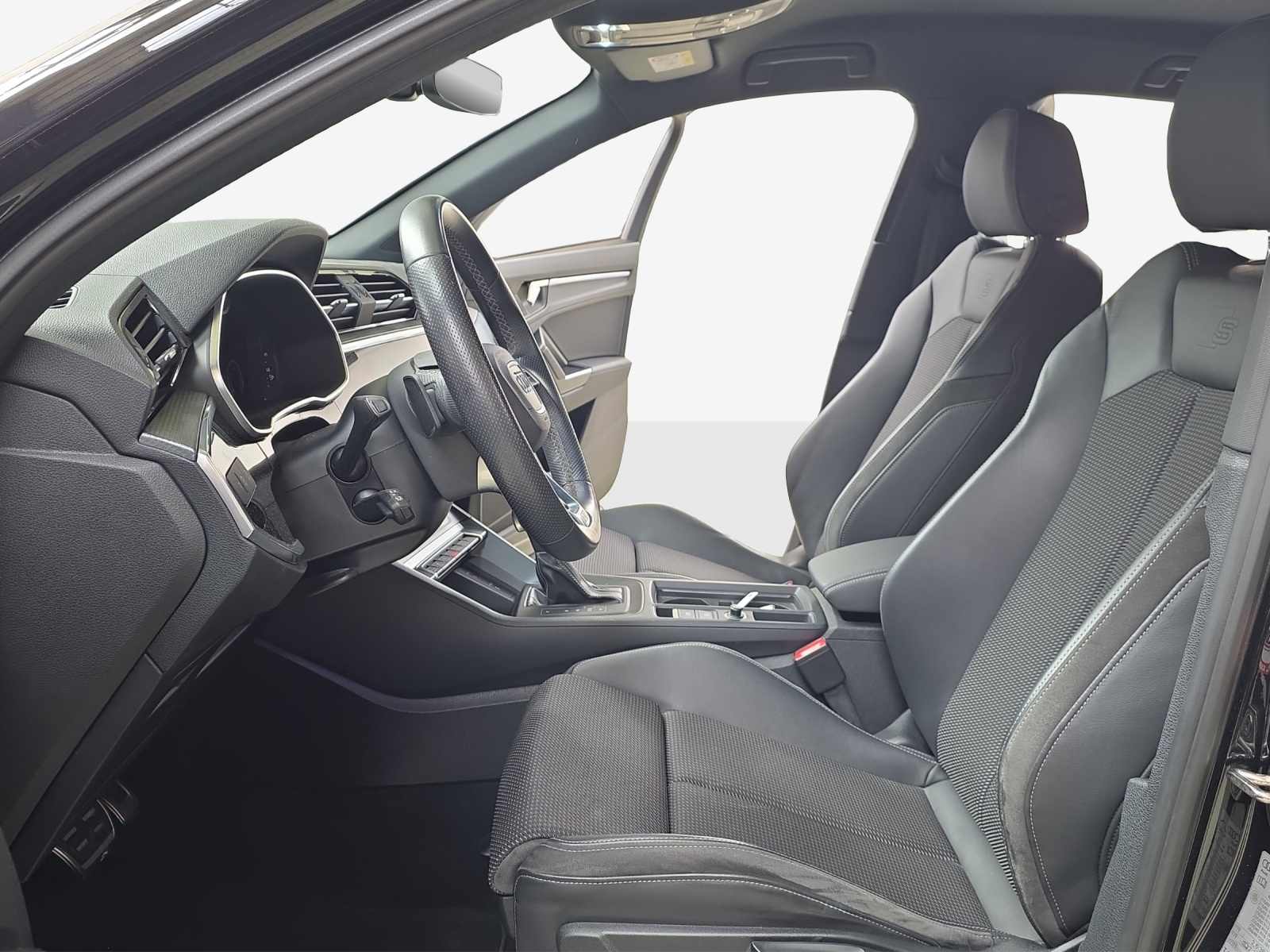 AUDI Q3 Sportback 35 TFSI Attraction S-tronic-image-7