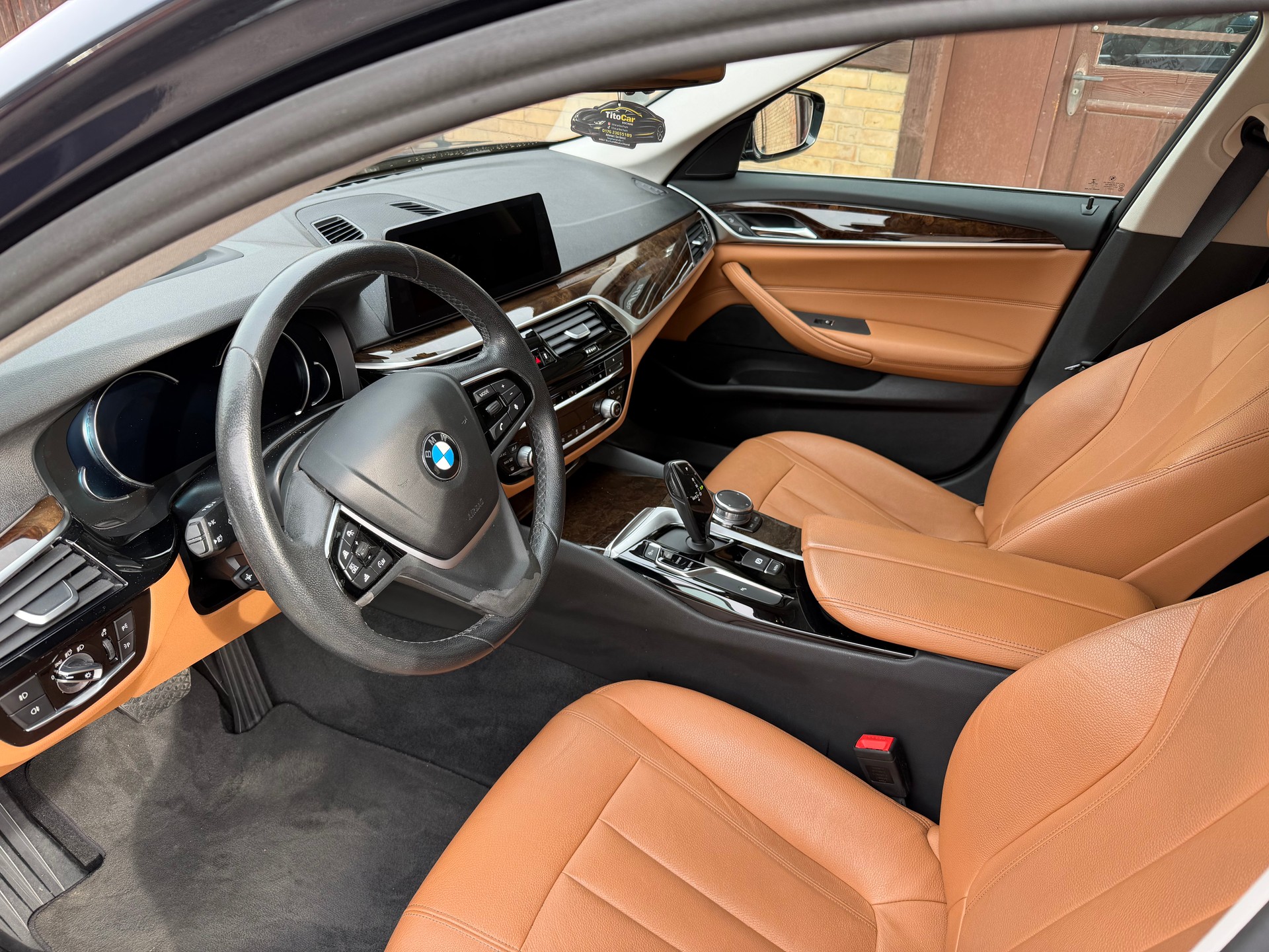 BMW 520d Touring Steptronic-image-13