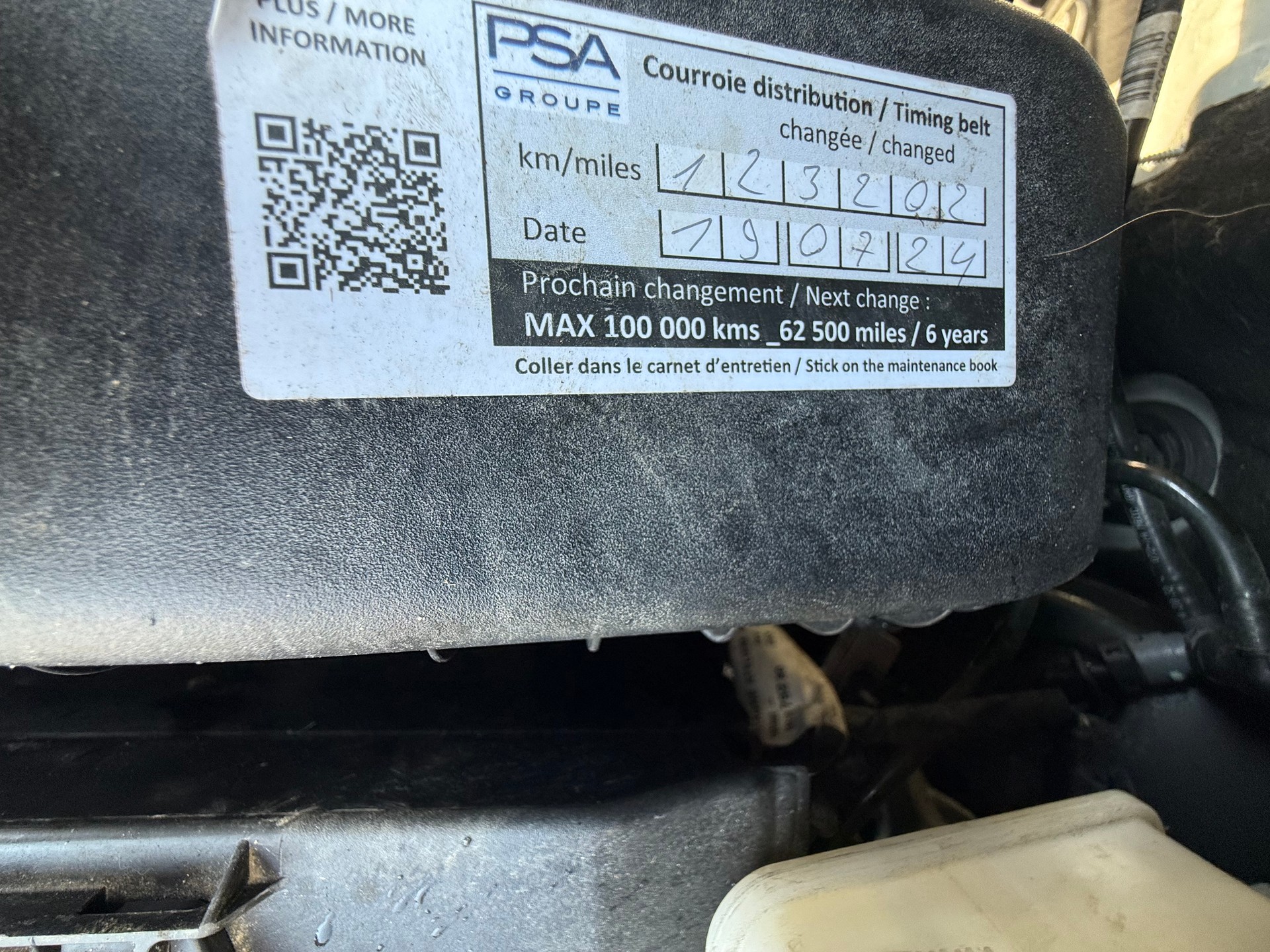 CITROEN C3 1.2i Exclusive-image-10