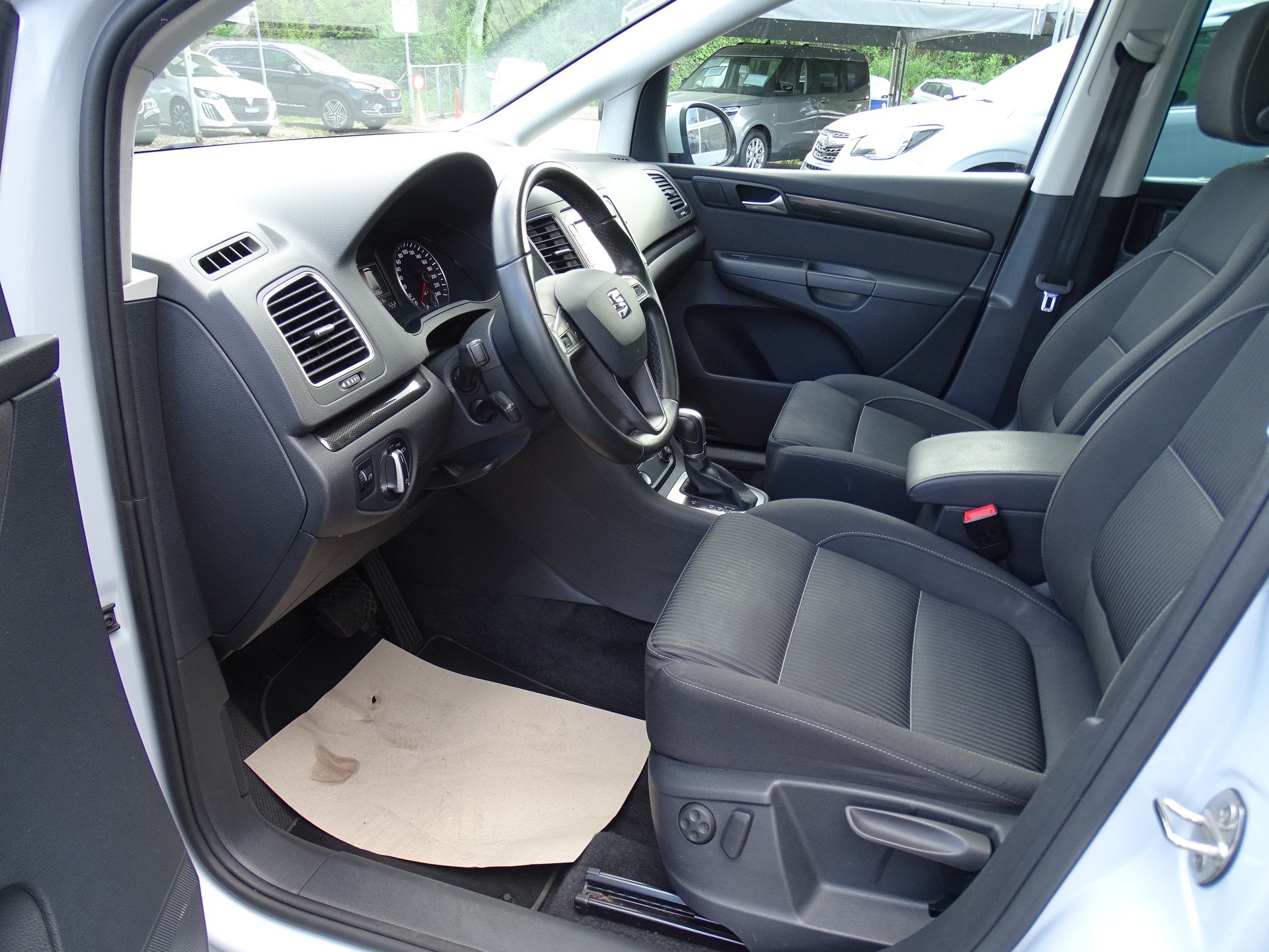 SEAT Alhambra 2.0 TSI Style Advanced DSG-image-18