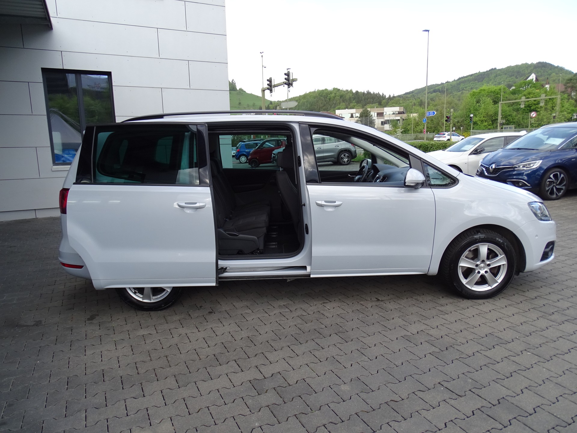 SEAT Alhambra 2.0 TSI Style Advanced DSG-image-22