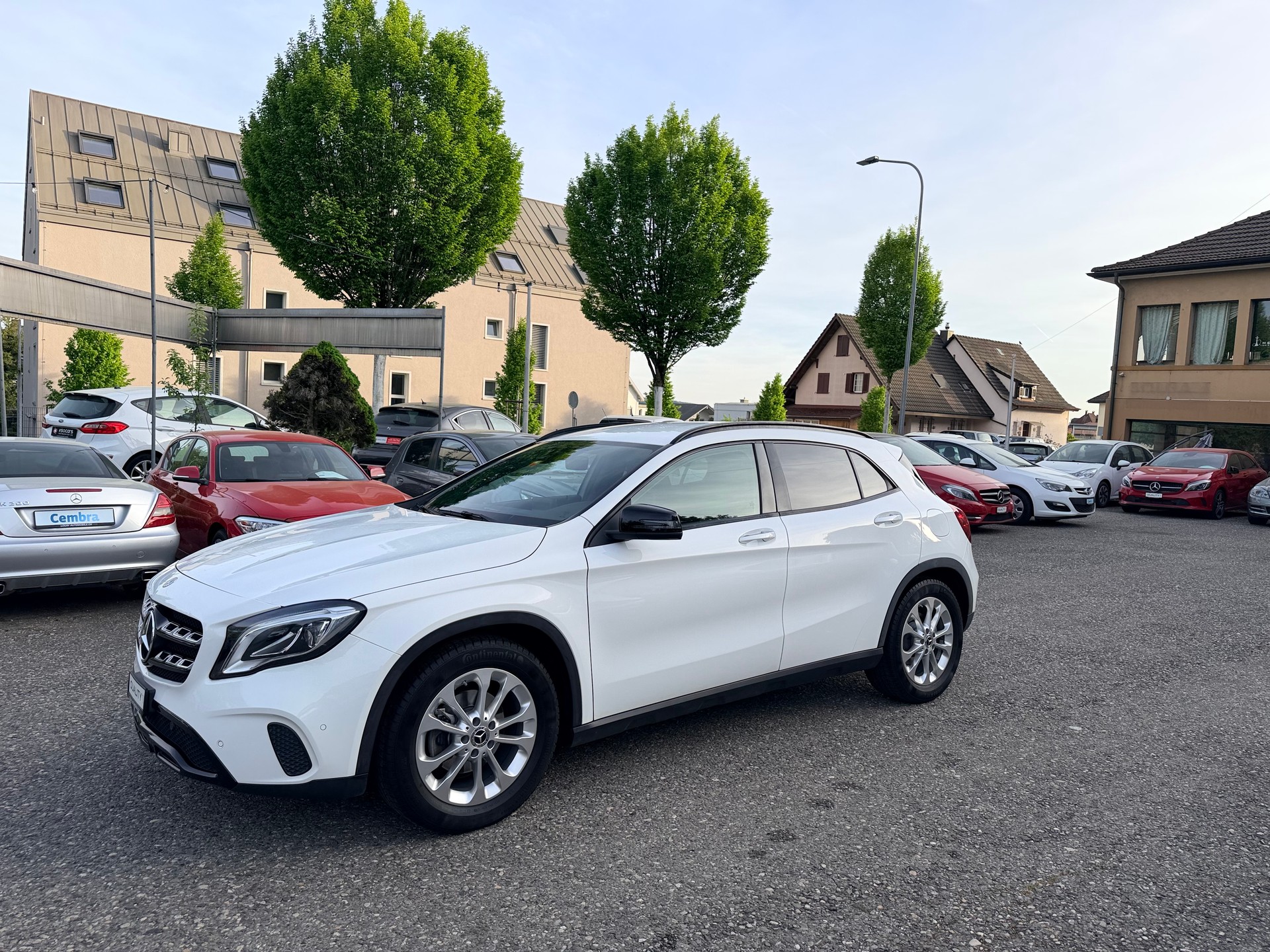 MERCEDES-BENZ GLA 200 Night Star 7G-DCT-image-6