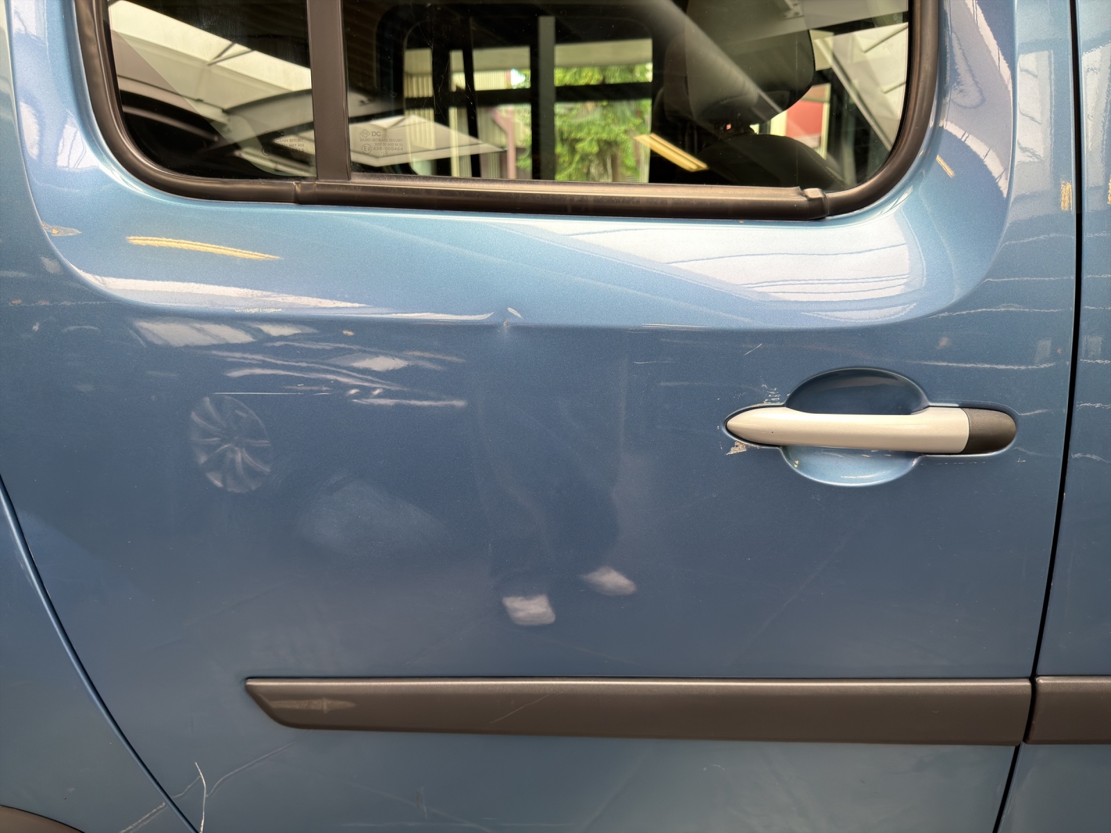 RENAULT Grand Kangoo 1.5 dCi Dynamique-image-18