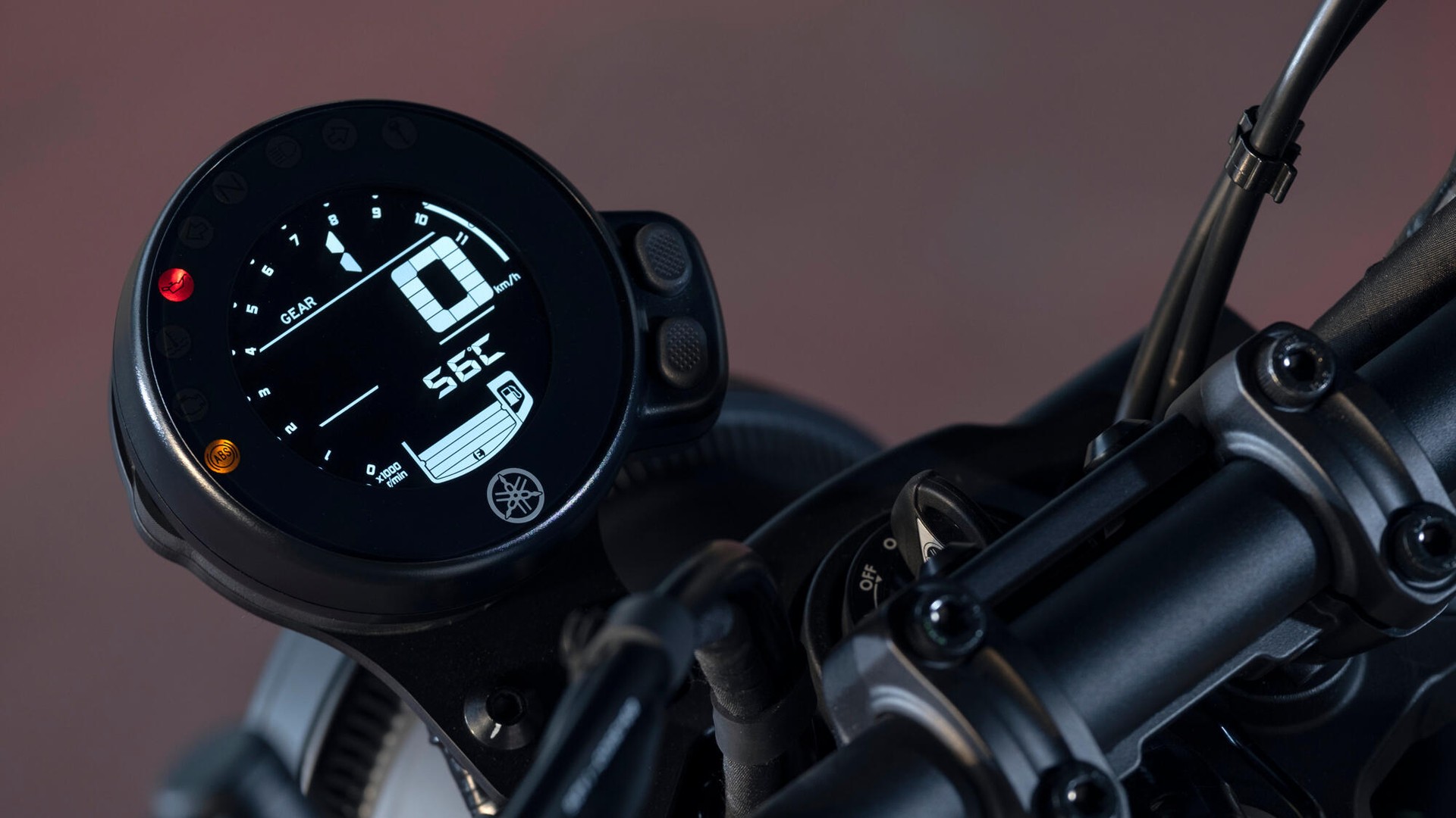 YAMAHA XSR 700-showroom-element-3