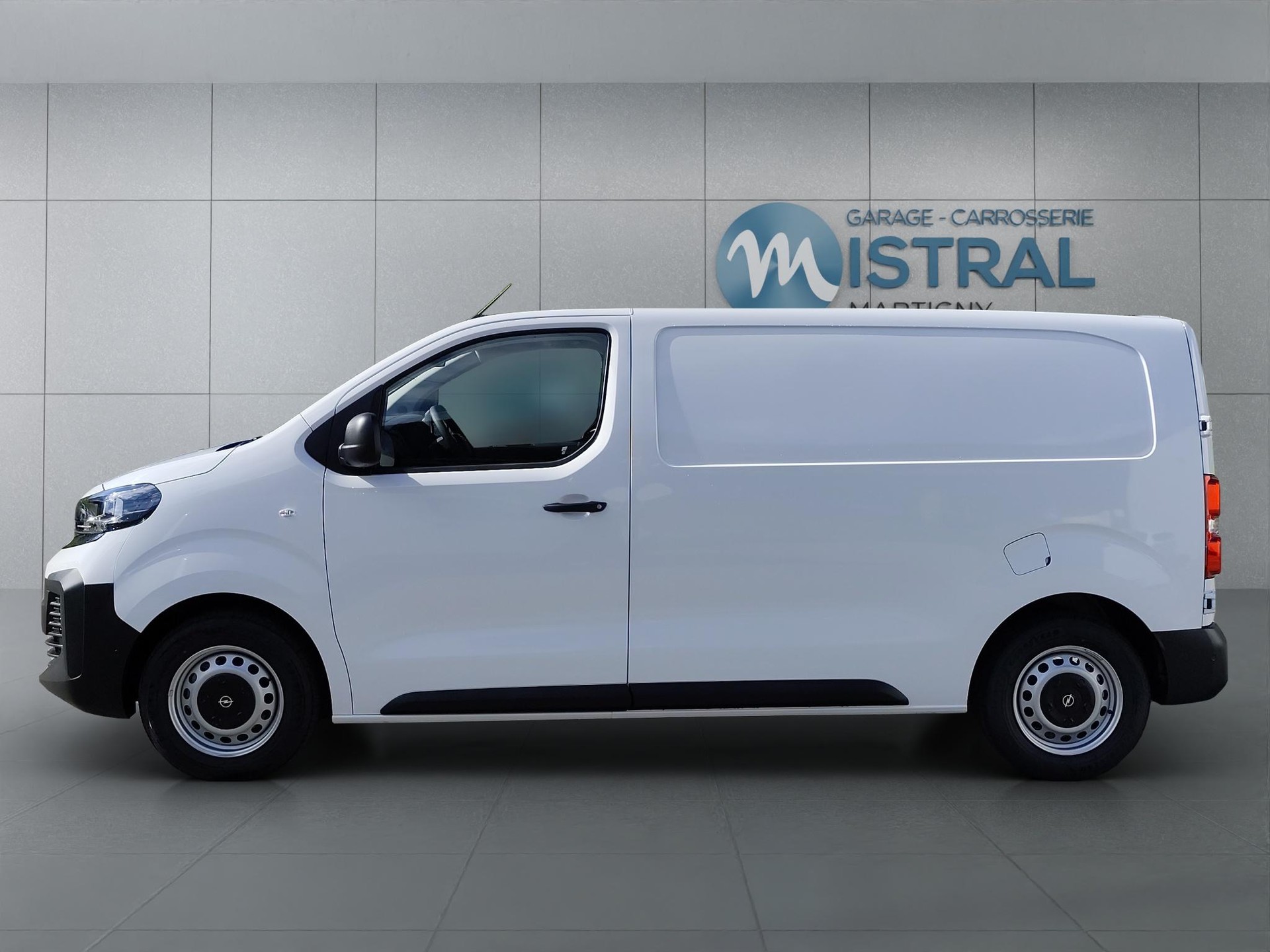 OPEL Vivaro Cargo 1.5 D 120 Energize Your Business S/S-showroom-element-1