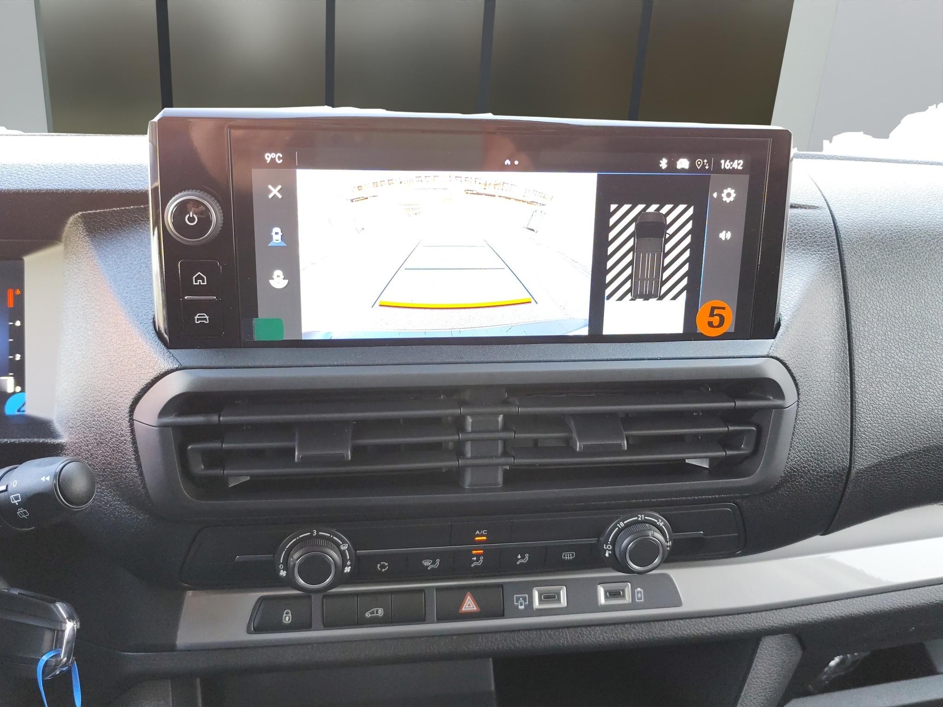 OPEL Vivaro Cargo 1.5 D 120 Energize Your Business S/S-image-12