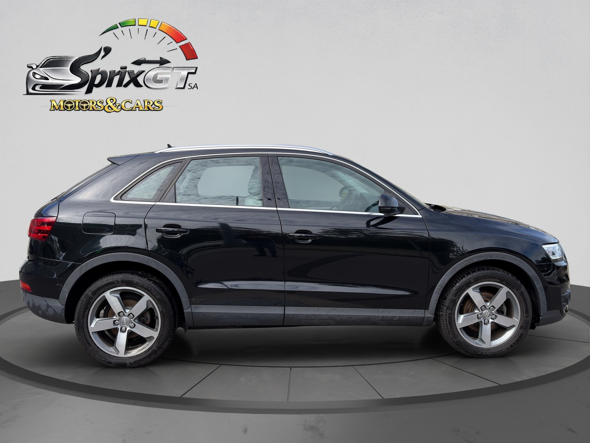 AUDI Q3 2.0 TDI quattro S-tronic-image-8