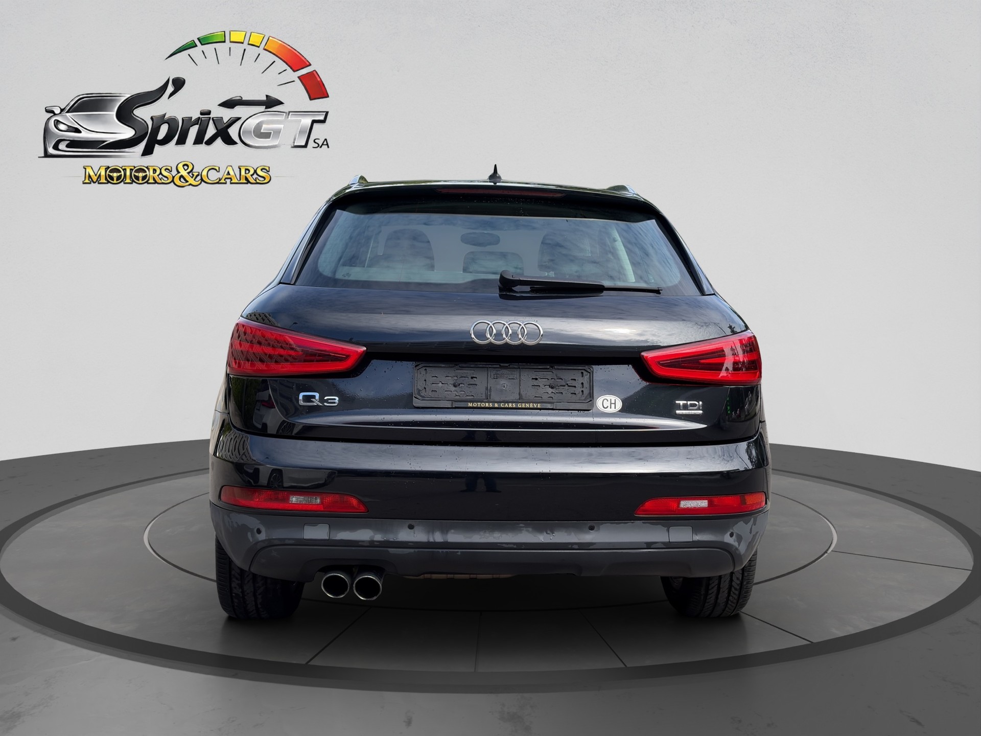 AUDI Q3 2.0 TDI quattro S-tronic-image-4