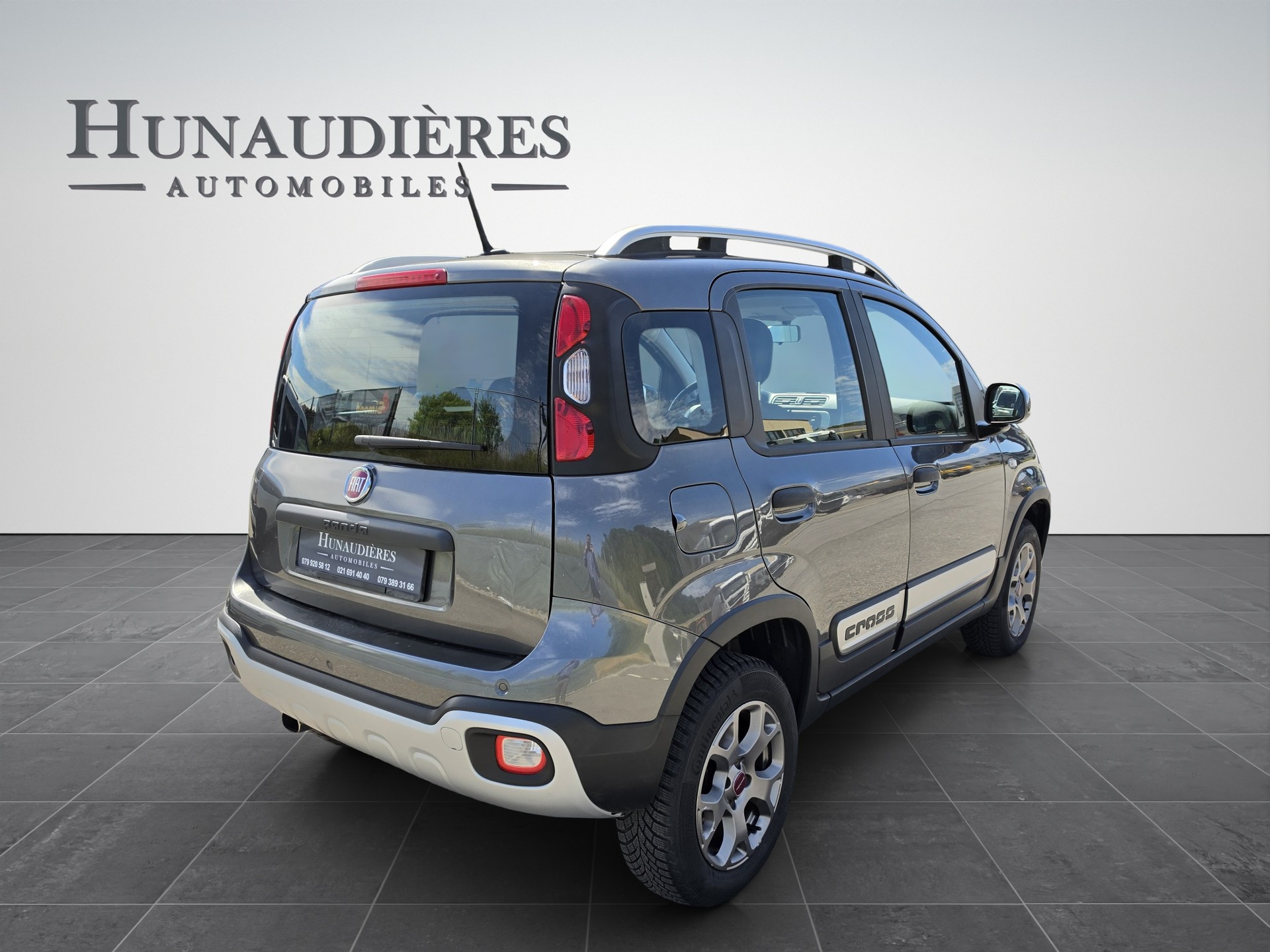 FIAT Panda 0.9 Twinair Turbo Cross 4x4-image-1