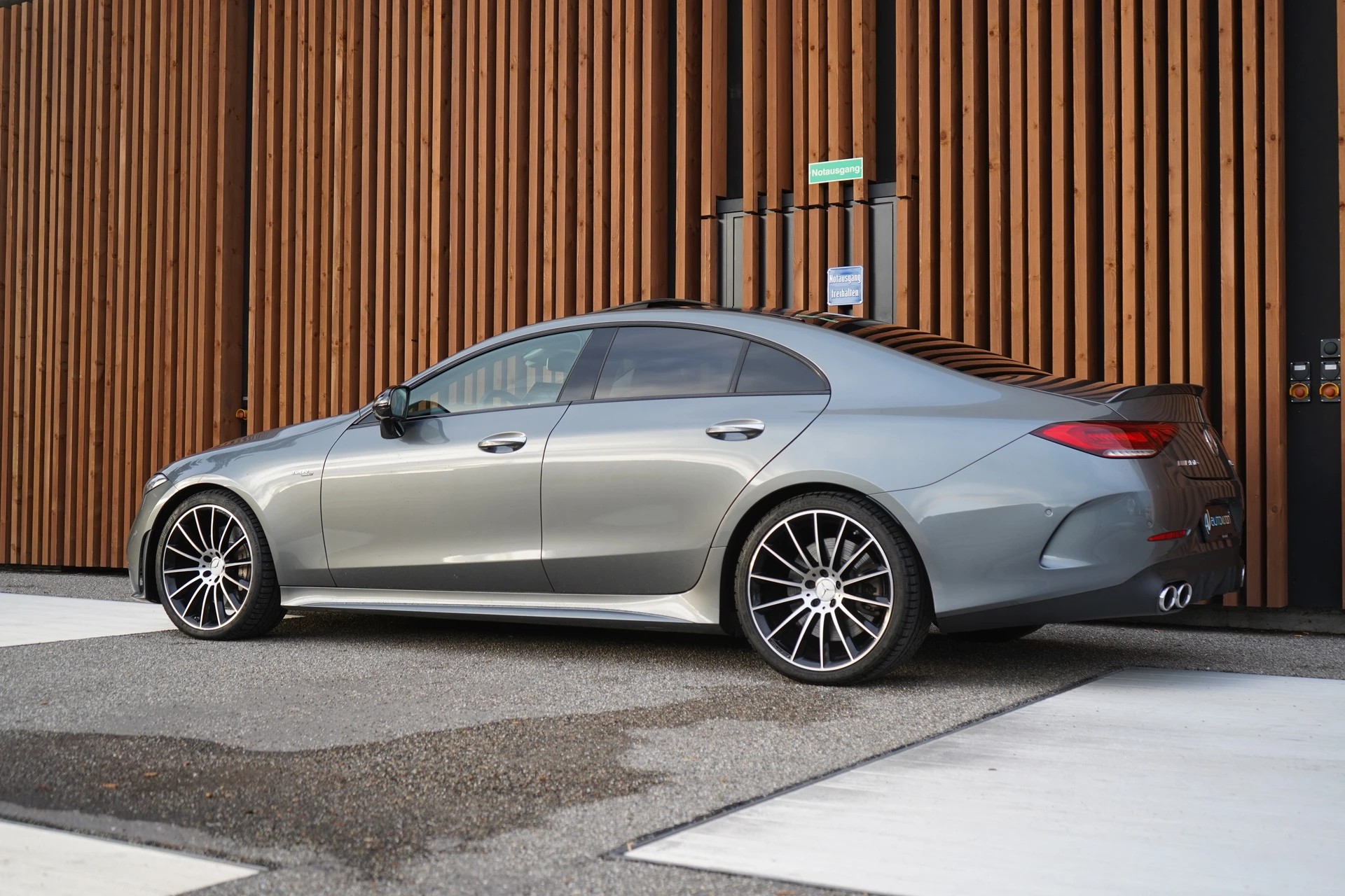 MERCEDES-BENZ CLS 53 AMG 4 MATIC+ EDITION 1 l 435 PS-image-8