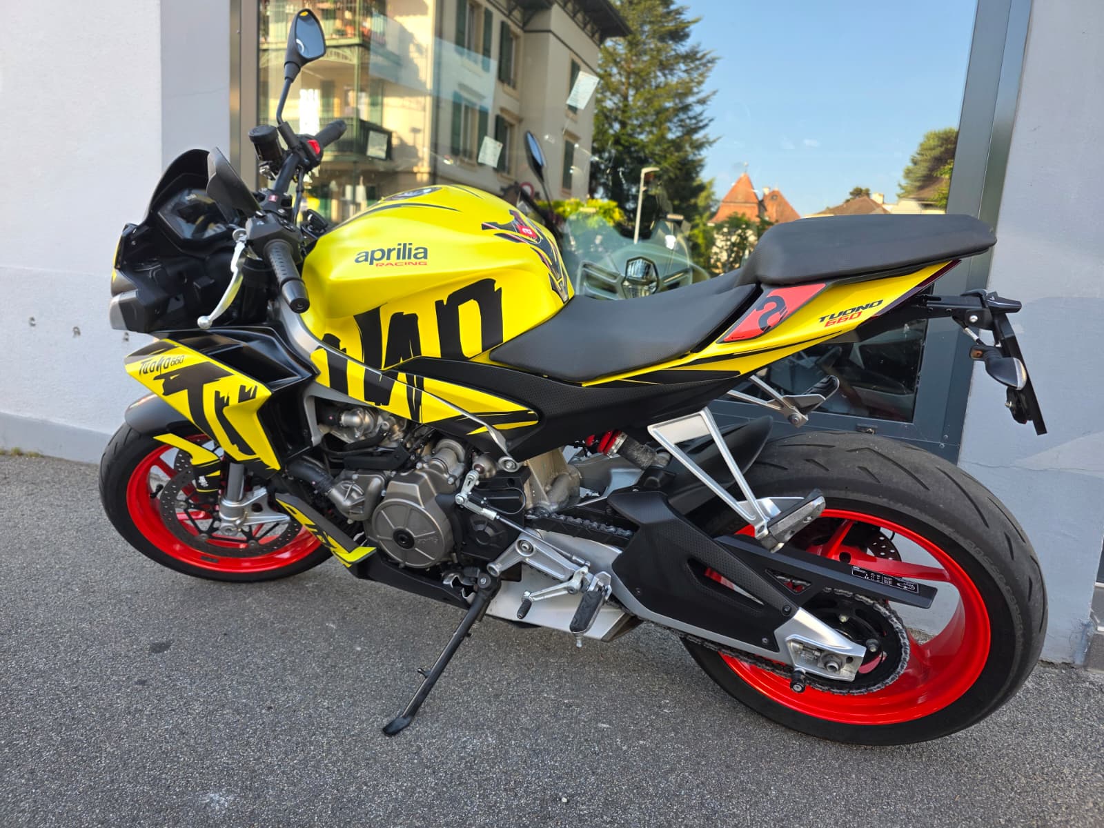 APRILIA Tuono 660-image-9