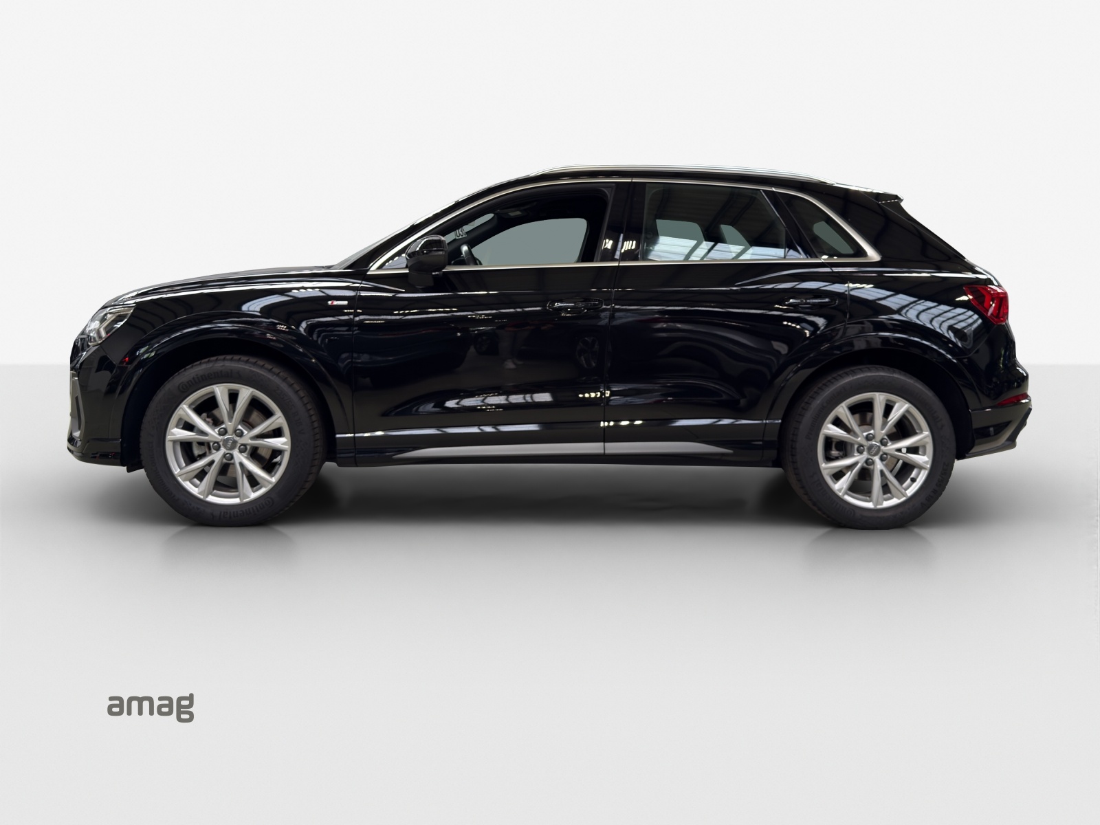 AUDI Q3 35 TFSI S line Attraction S-tronic-image-1