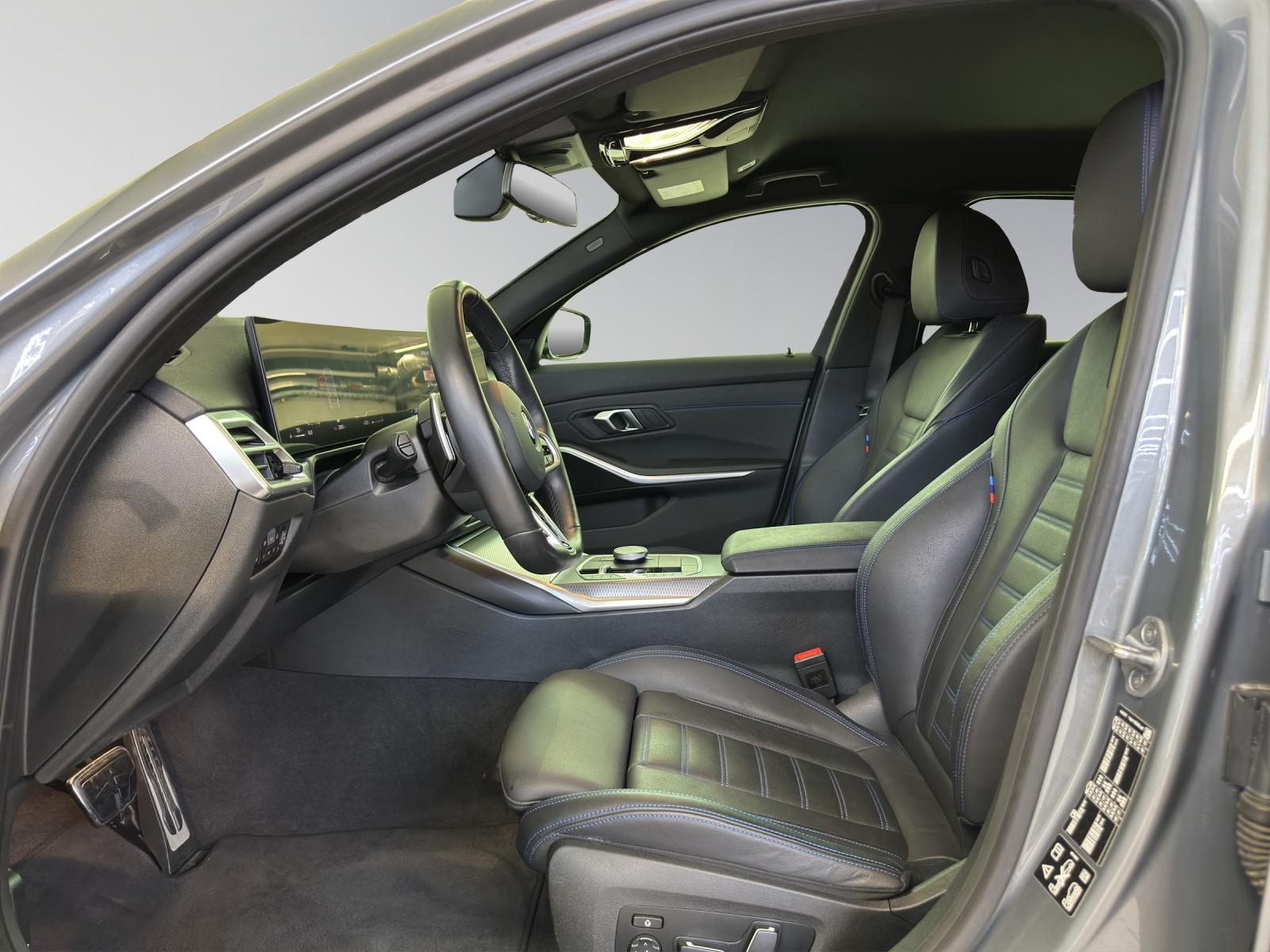 BMW 330d xDrive M-SportPaket-image-10
