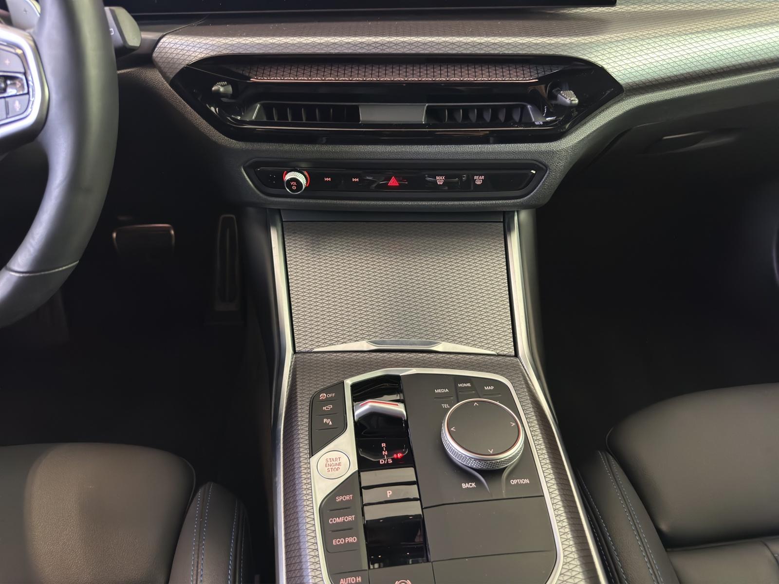 BMW 330d xDrive M-SportPaket-image-15