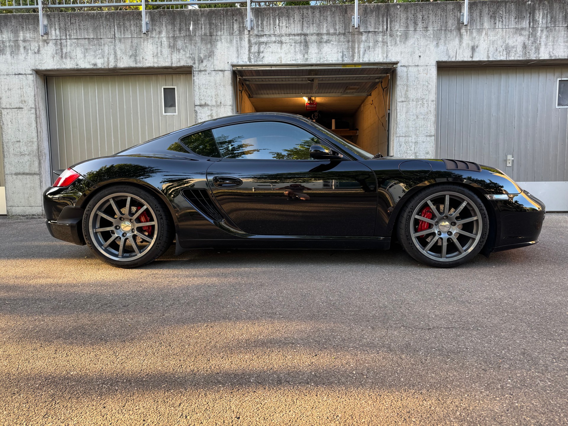 PORSCHE 3.4 295 S-image-1