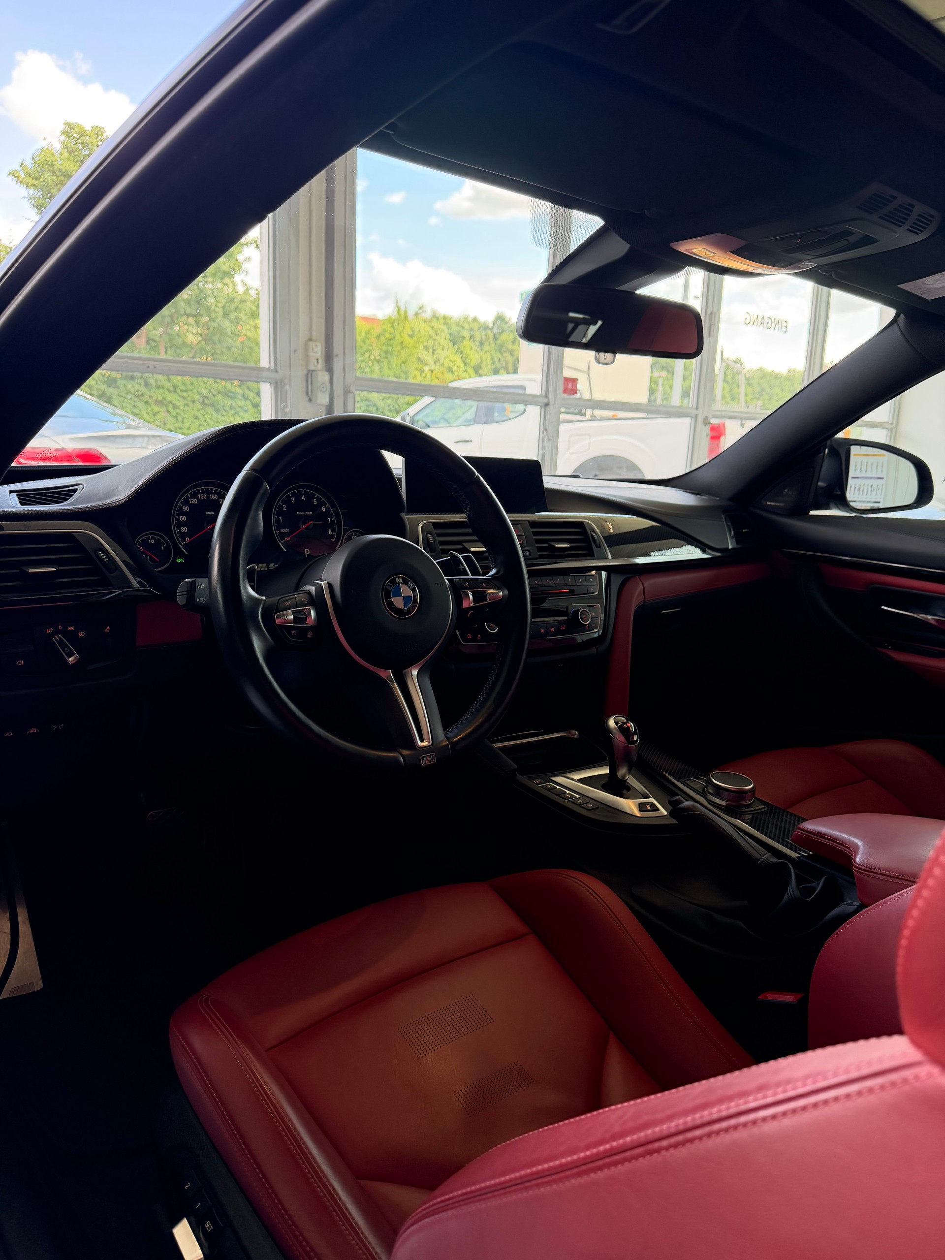 BMW M4 Coupé DKG-image-4