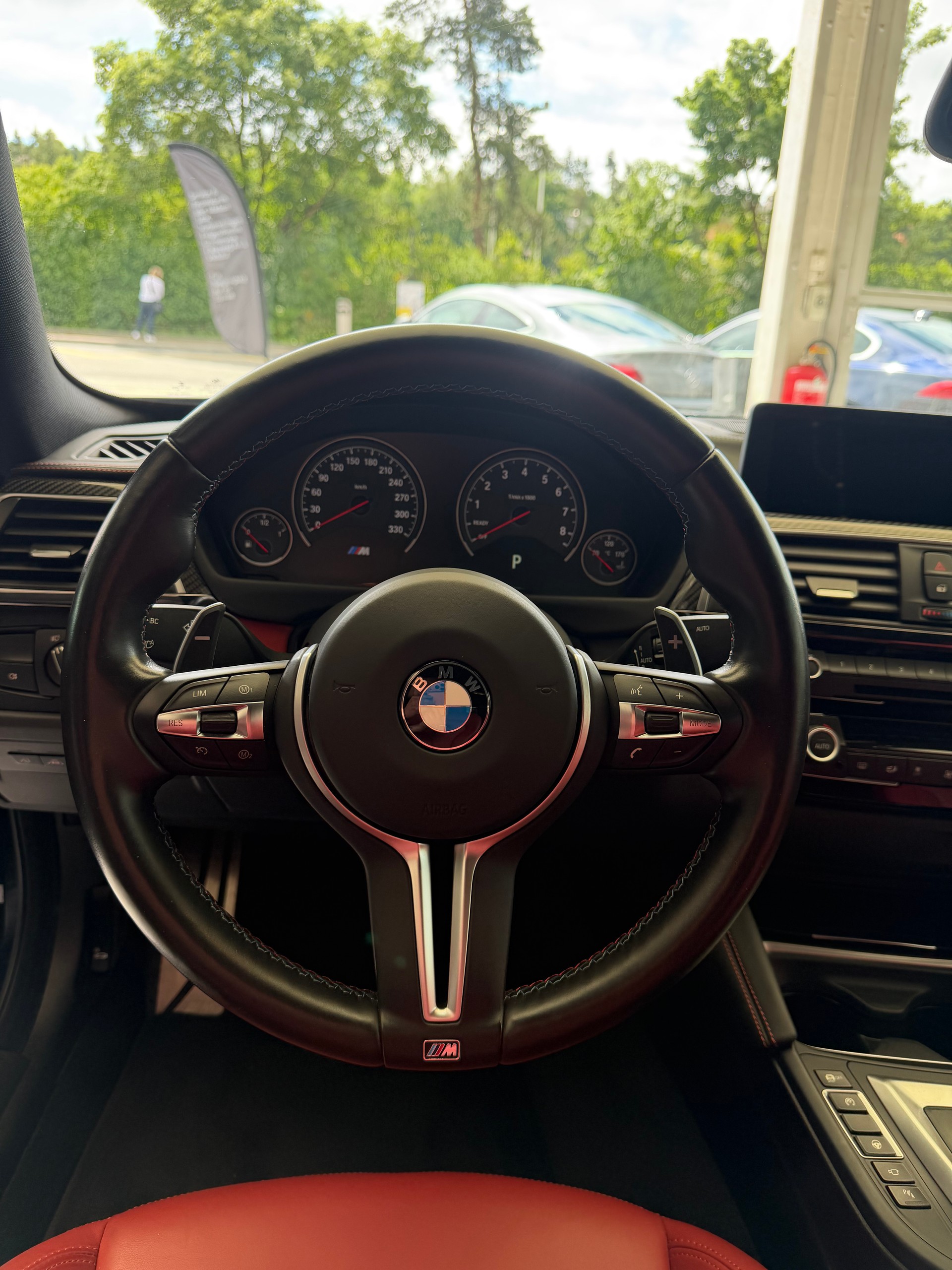 BMW M4 Coupé DKG-image-5