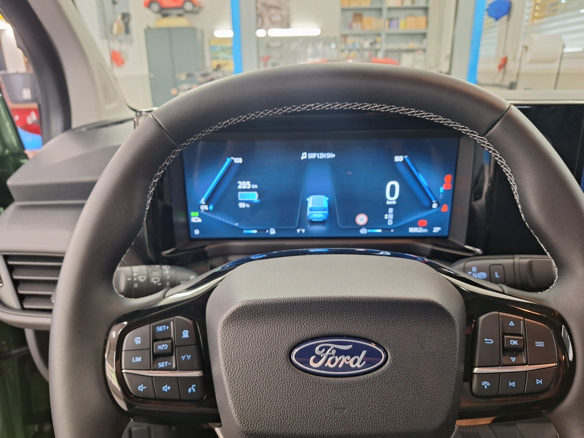 FORD Tourneo Courier Elektro 54kWh Active⚡CH-Auslieferung mit Garantie bis August 2028 / Anhängerkupplung⚡-image-11