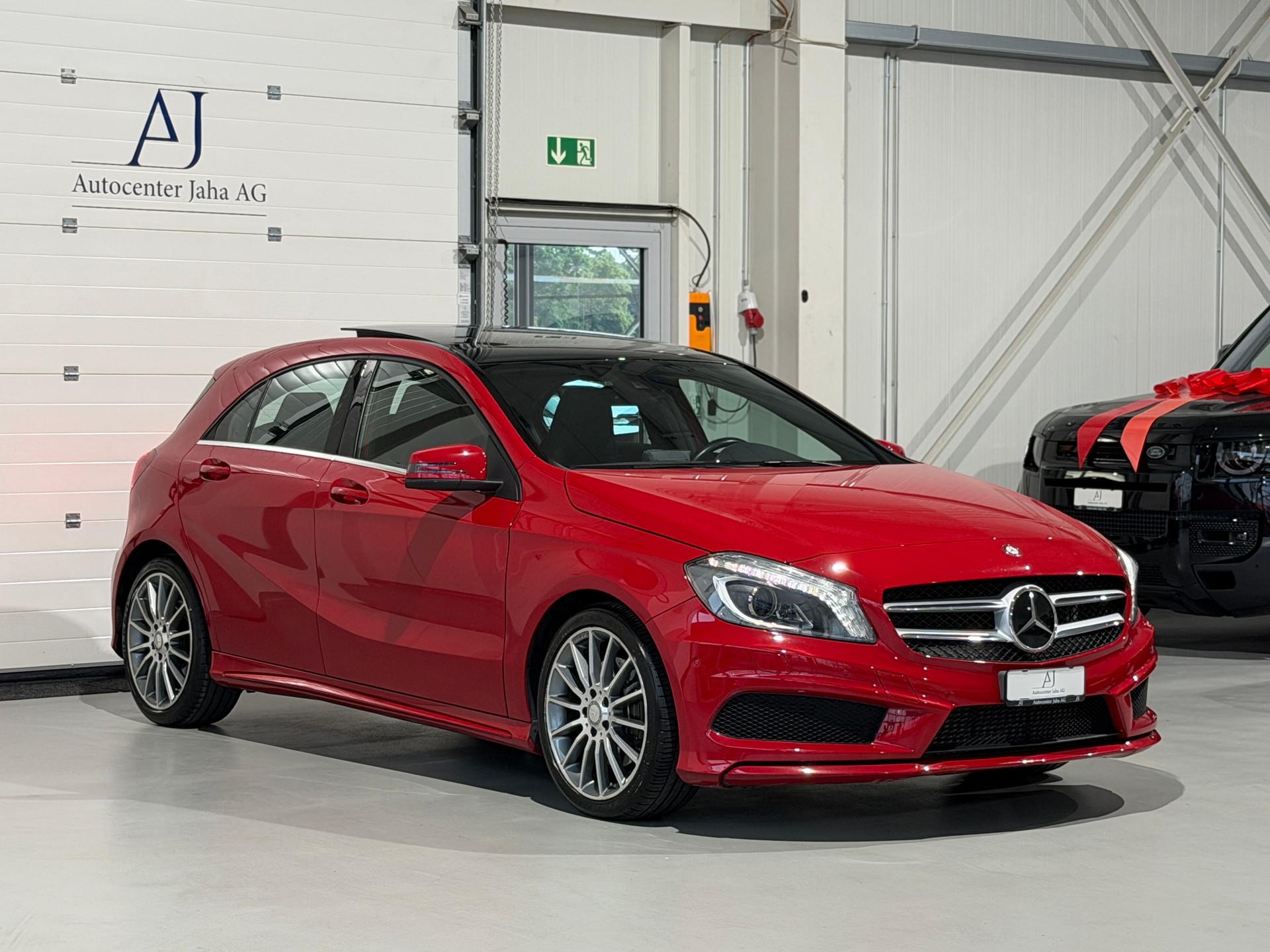 MERCEDES-BENZ A 250 AMG Line 4Matic 7G-DCT (CH)-image-4