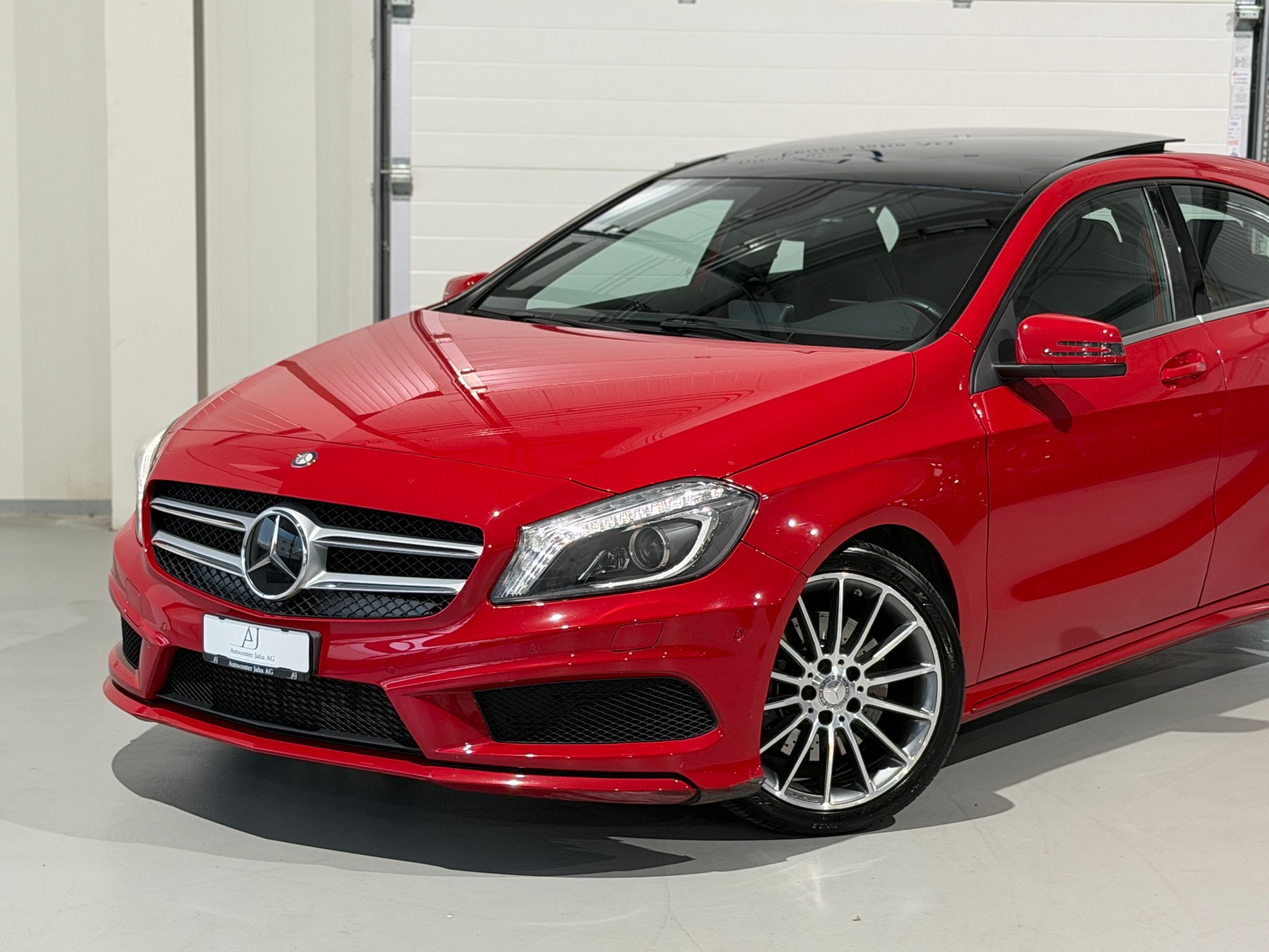 MERCEDES-BENZ A 250 AMG Line 4Matic 7G-DCT (CH)-image-1