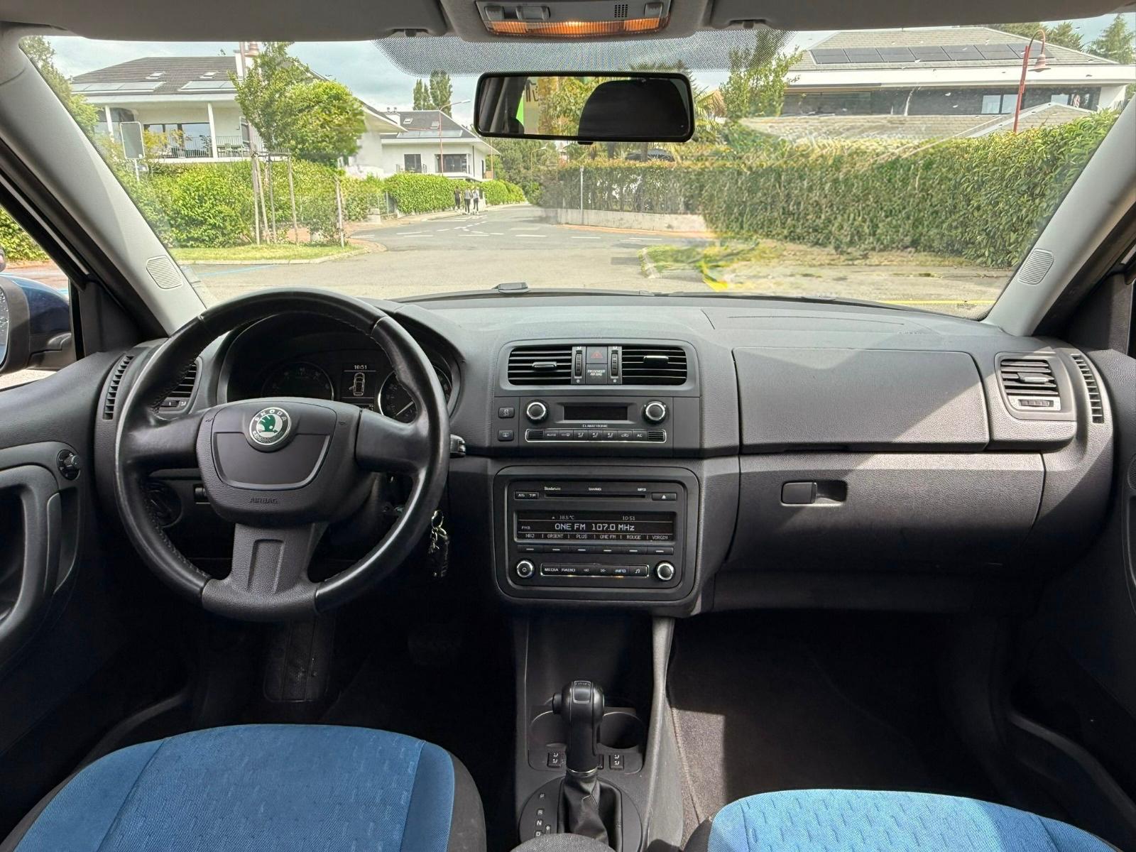 SKODA Fabia 1.2 TSI Family DSG-image-11
