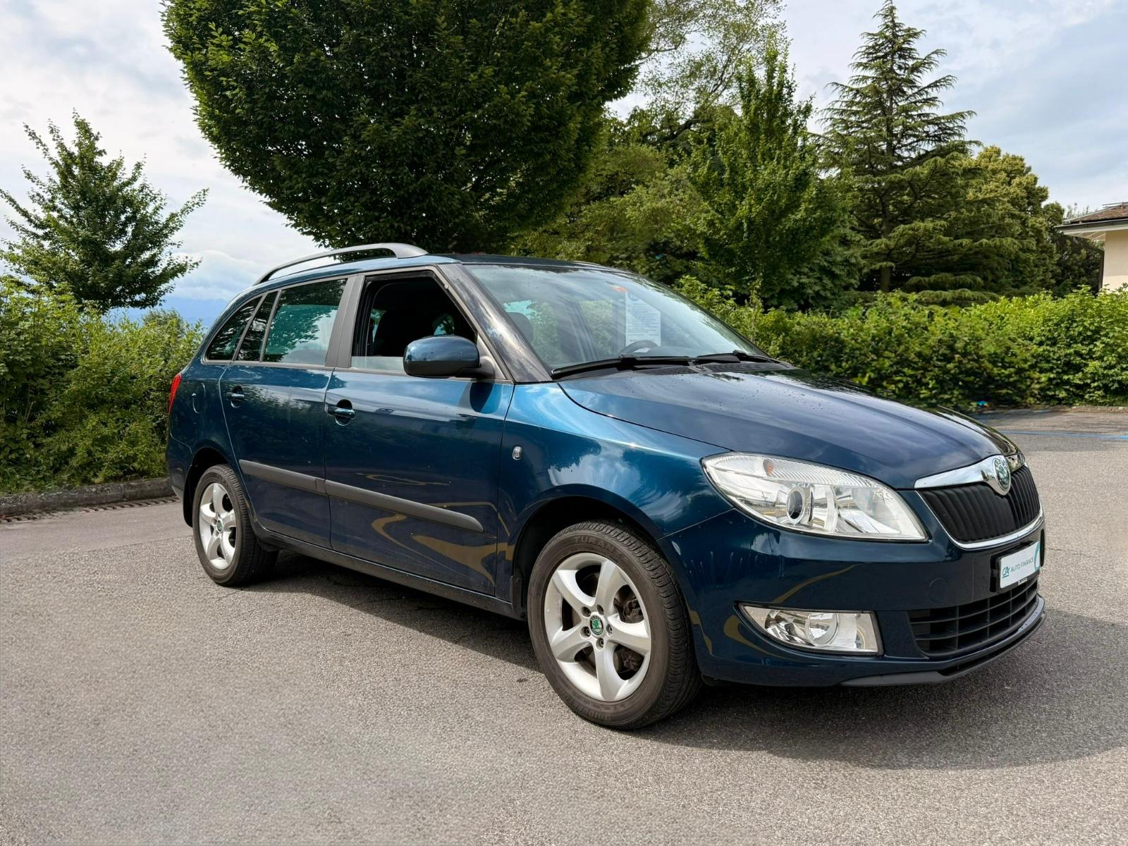 SKODA Fabia 1.2 TSI Family DSG-image-8