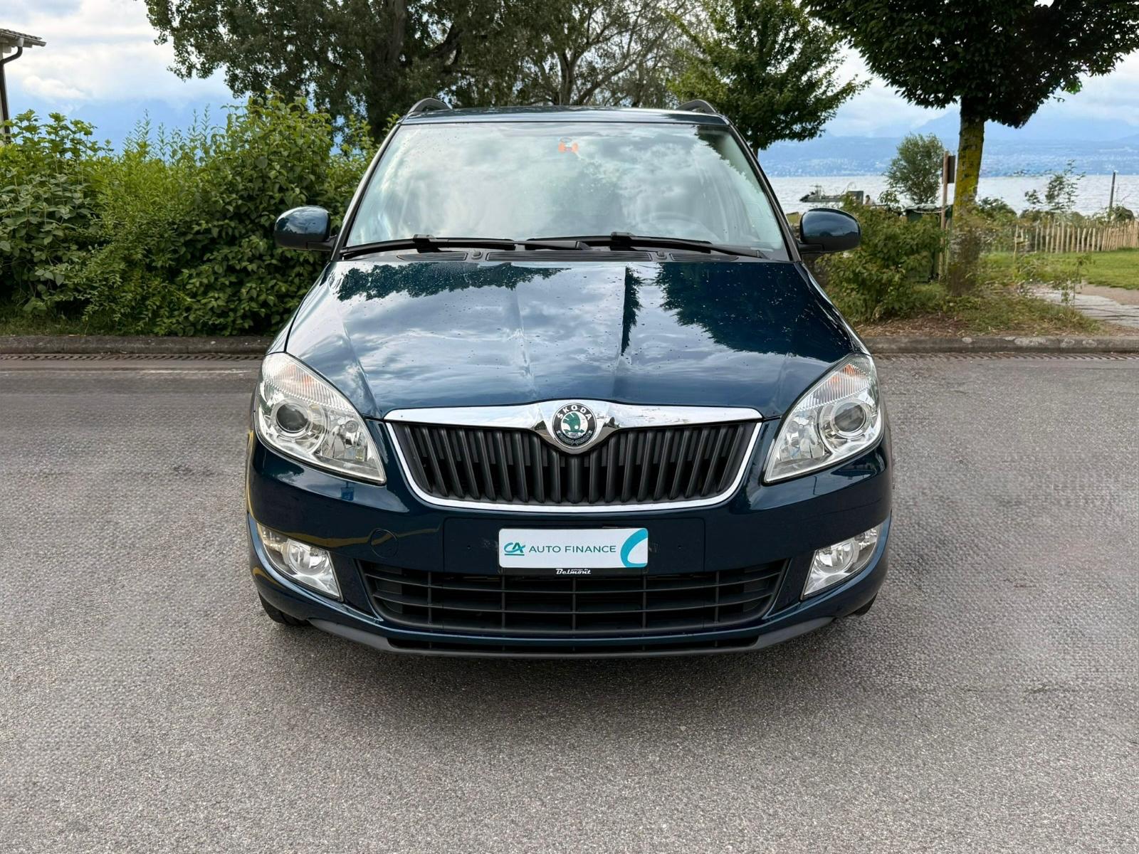 SKODA Fabia 1.2 TSI Family DSG-image-0