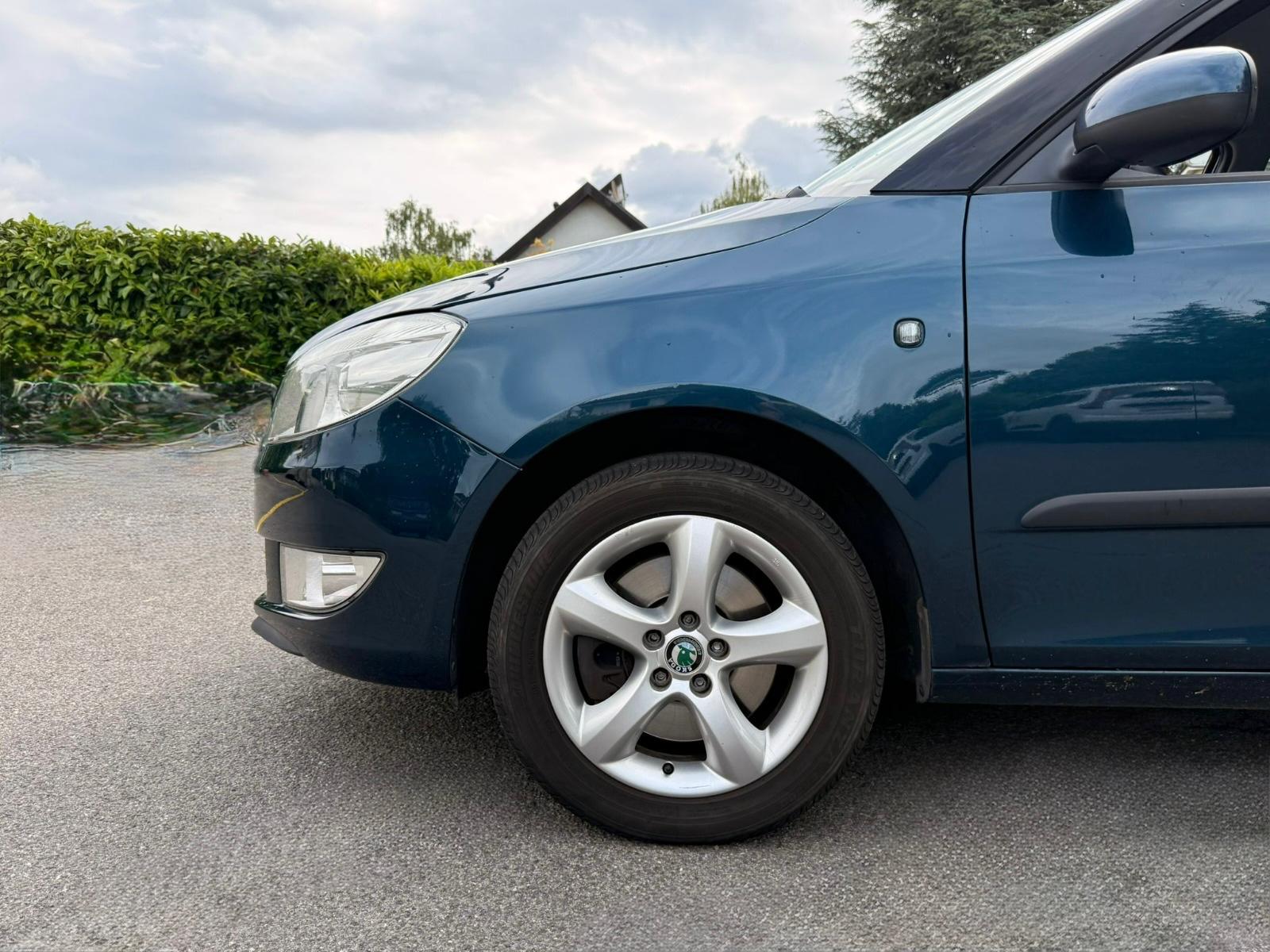 SKODA Fabia 1.2 TSI Family DSG-image-3