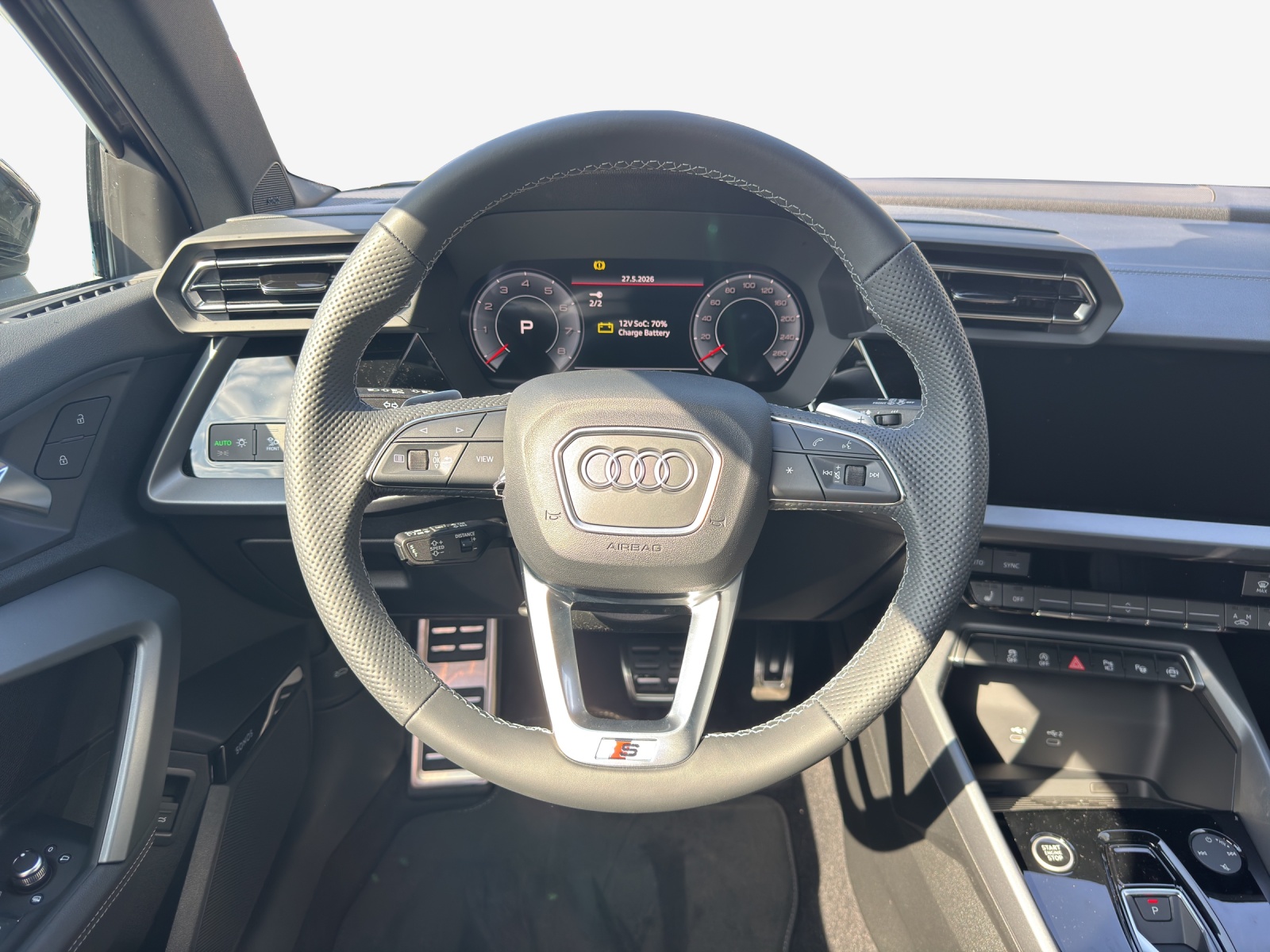 AUDI A3 Sportback TFSI 150 kW quattro S line S tronic-image-9