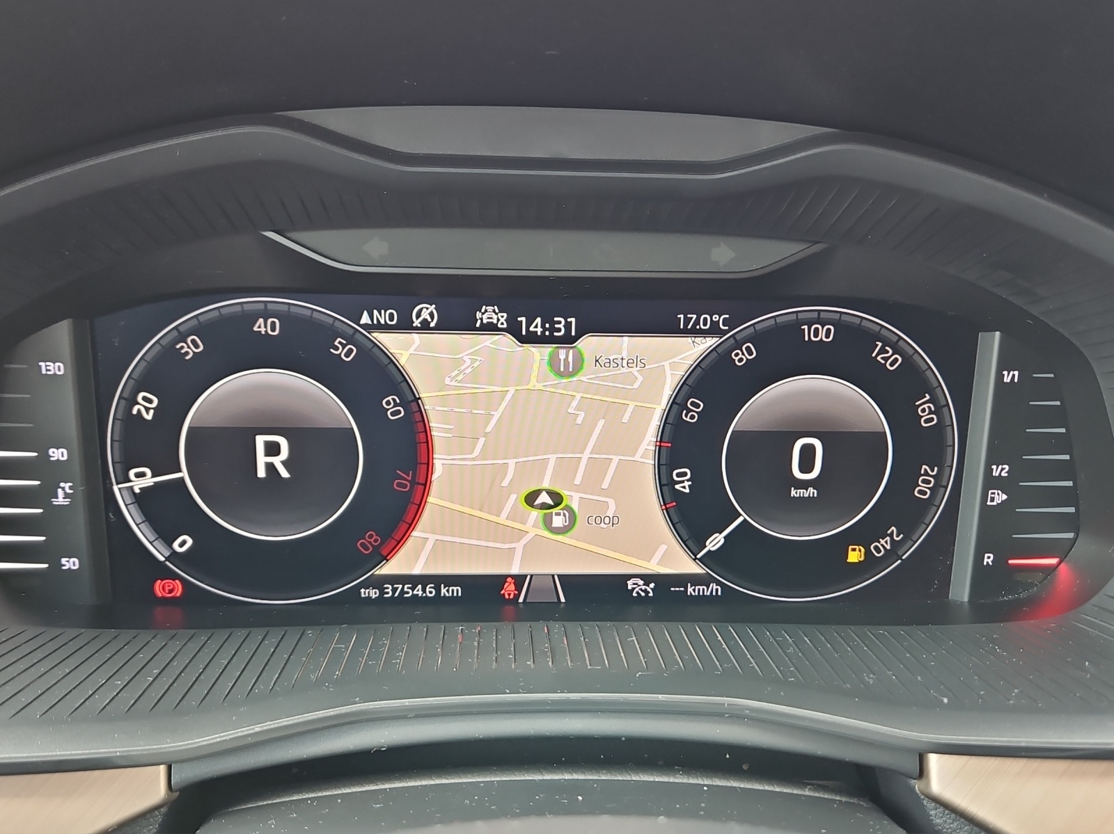 SKODA Kamiq 1.0 TSI Style DSG-image-14