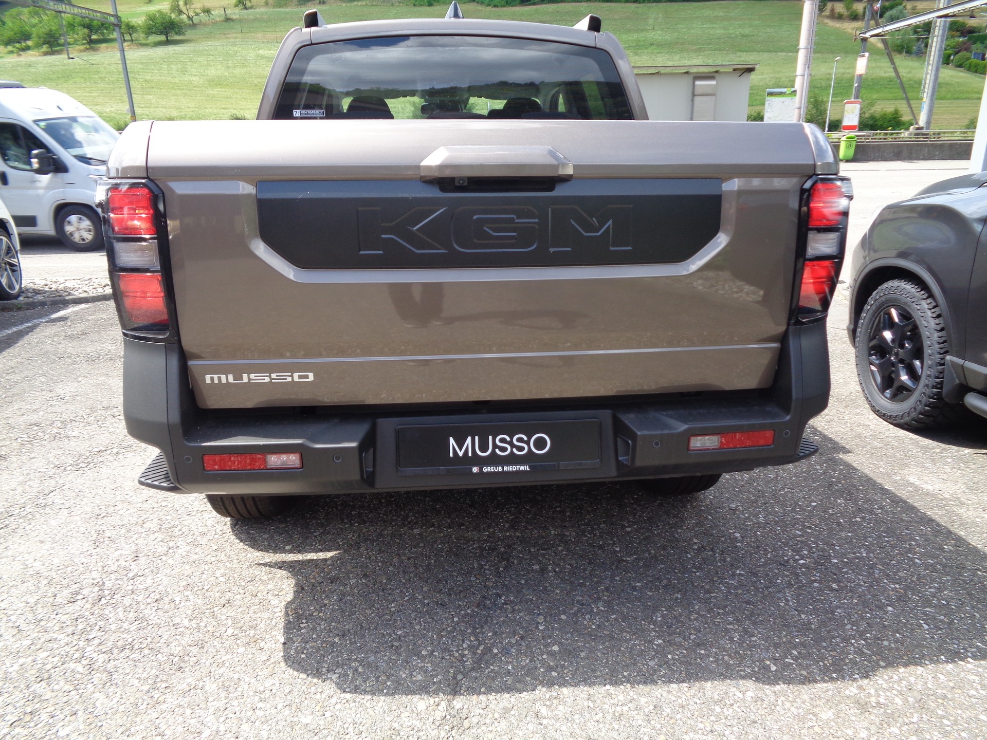 KGM-SsangYong MUSSO 2.2 TITANIUM-showroom-element-3