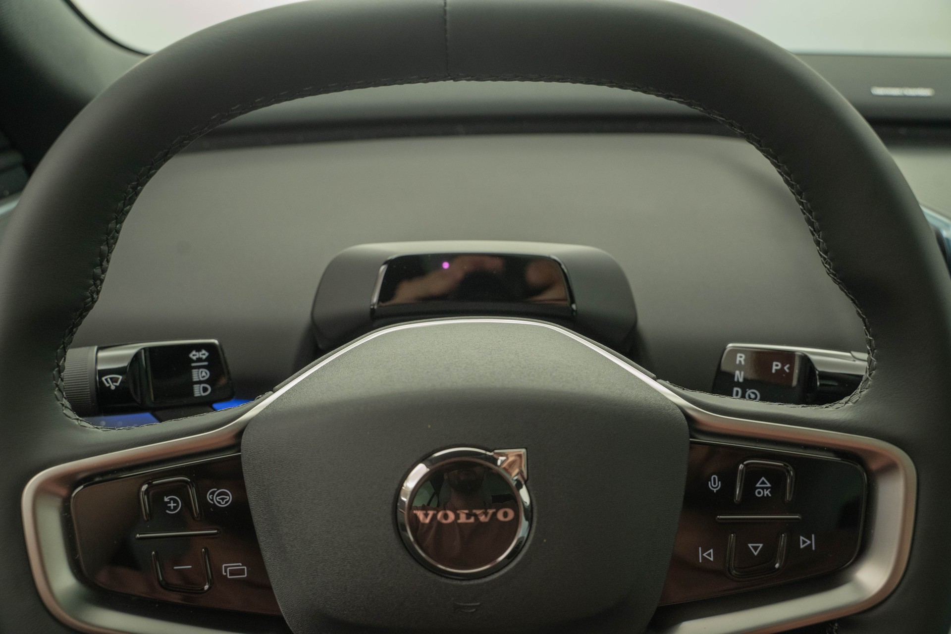 VOLVO EX30 E60 Twin Ultra Performance AWD-image-10