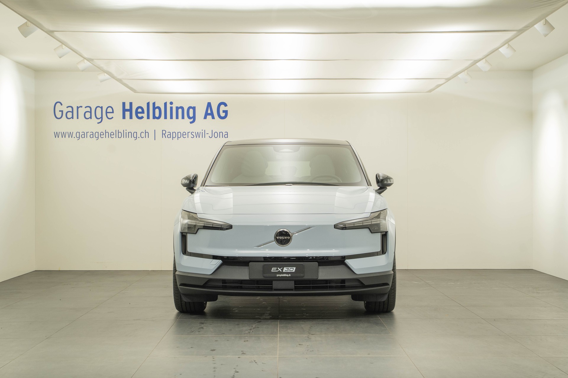 VOLVO EX30 E60 Twin Ultra Performance AWD-image-1