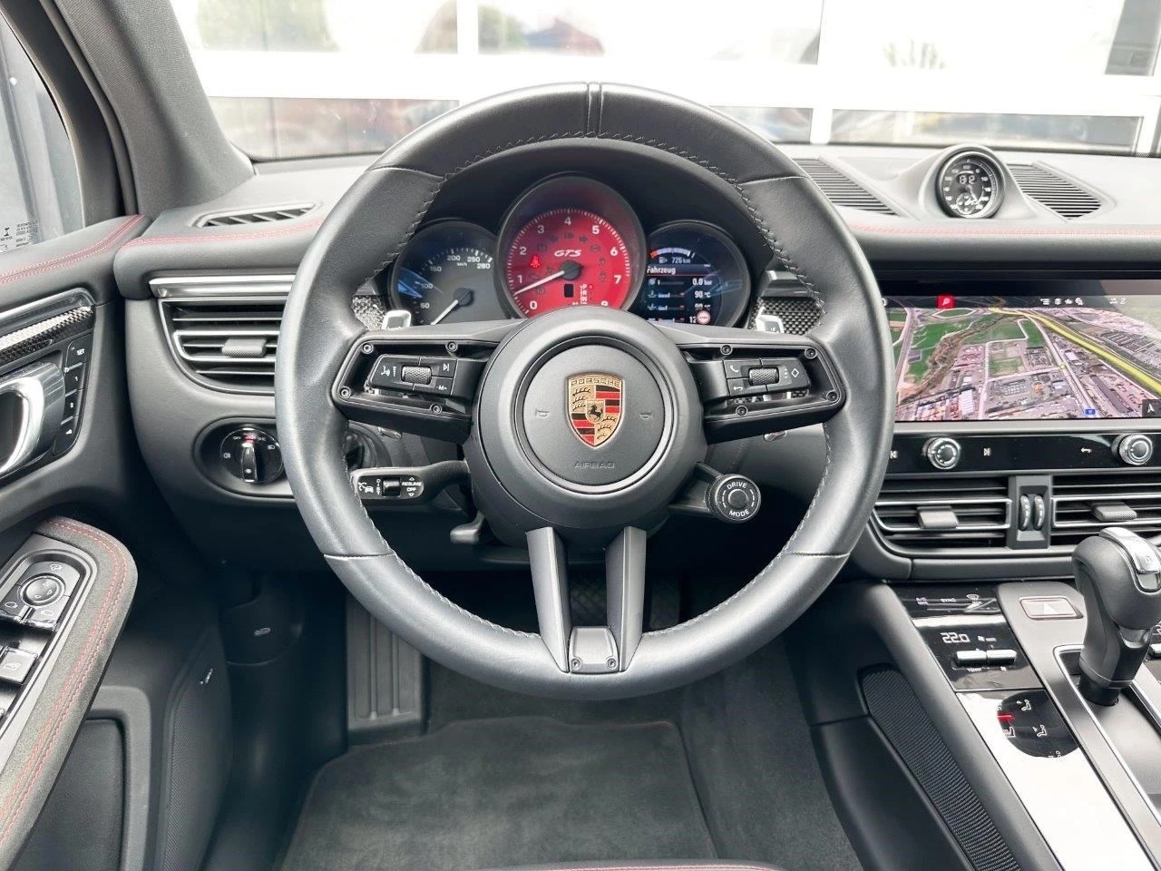 PORSCHE Macan 2.9 V6 GTS-image-3