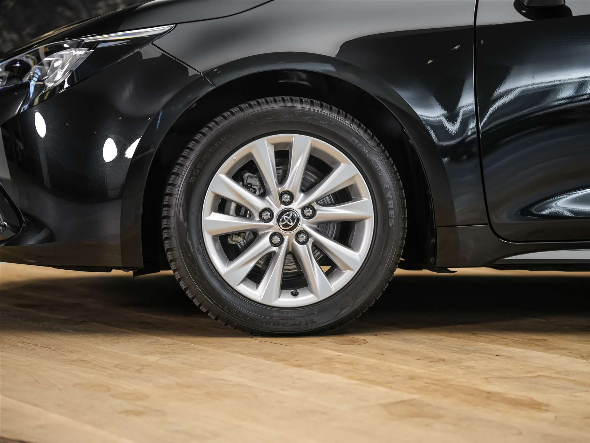 TOYOTA Corolla 1.8 HSD Comfort-image-15