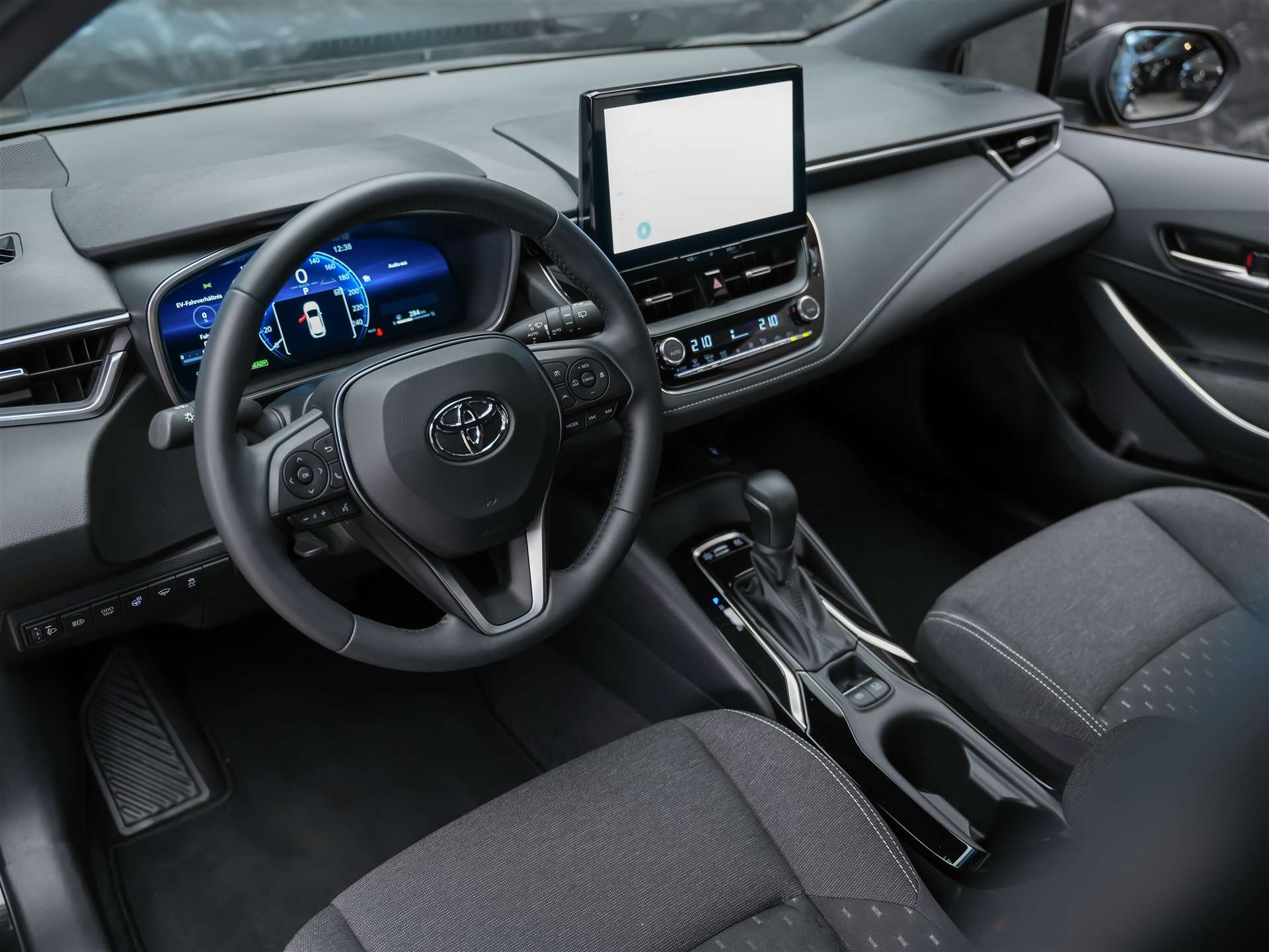 TOYOTA Corolla 1.8 HSD Comfort-image-8