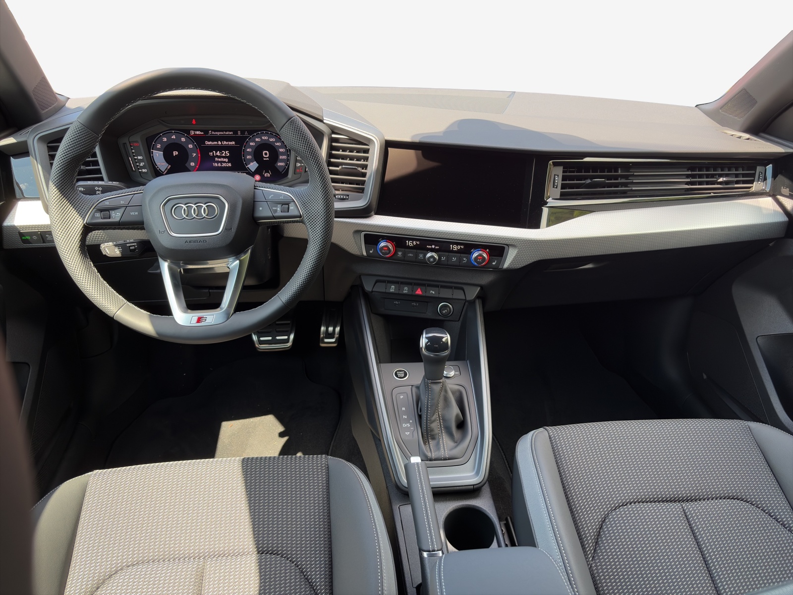 AUDI A1 Sportback 30 TFSI S Line Attraction S-tronic-image-11