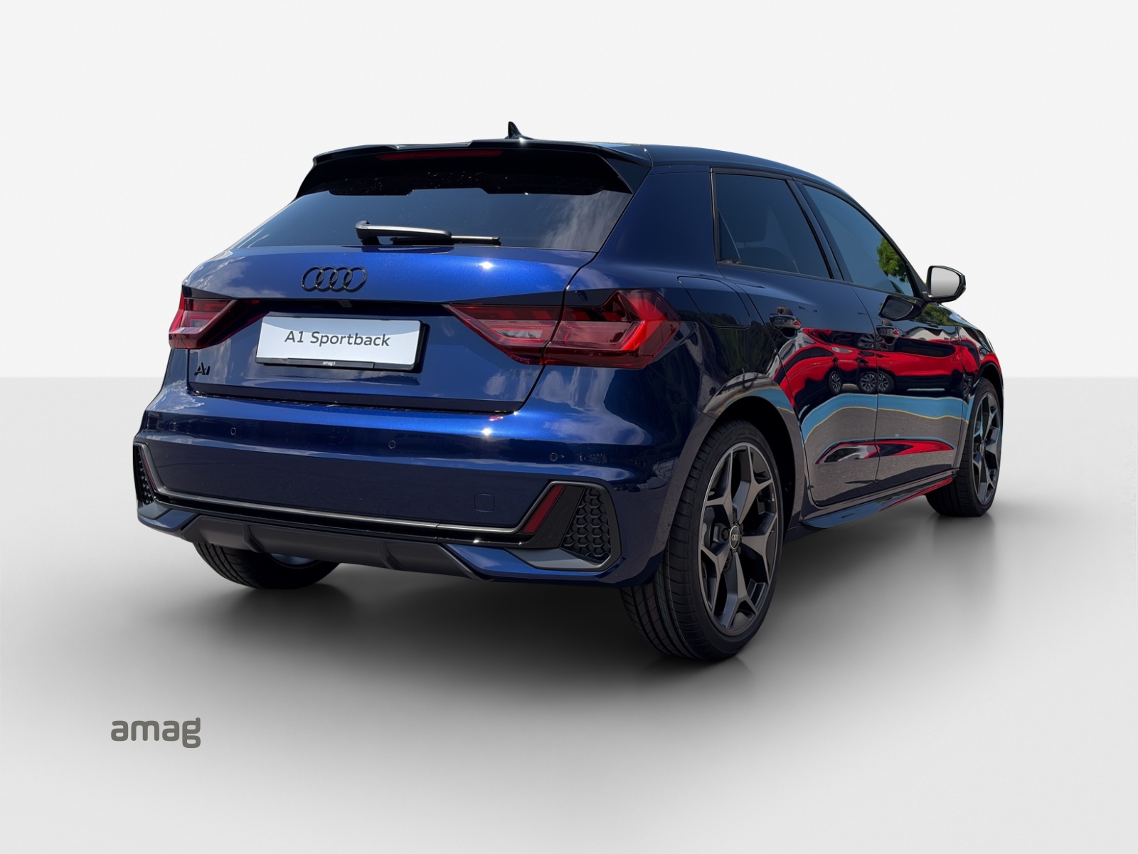 AUDI A1 Sportback 30 TFSI S Line Attraction S-tronic-image-4