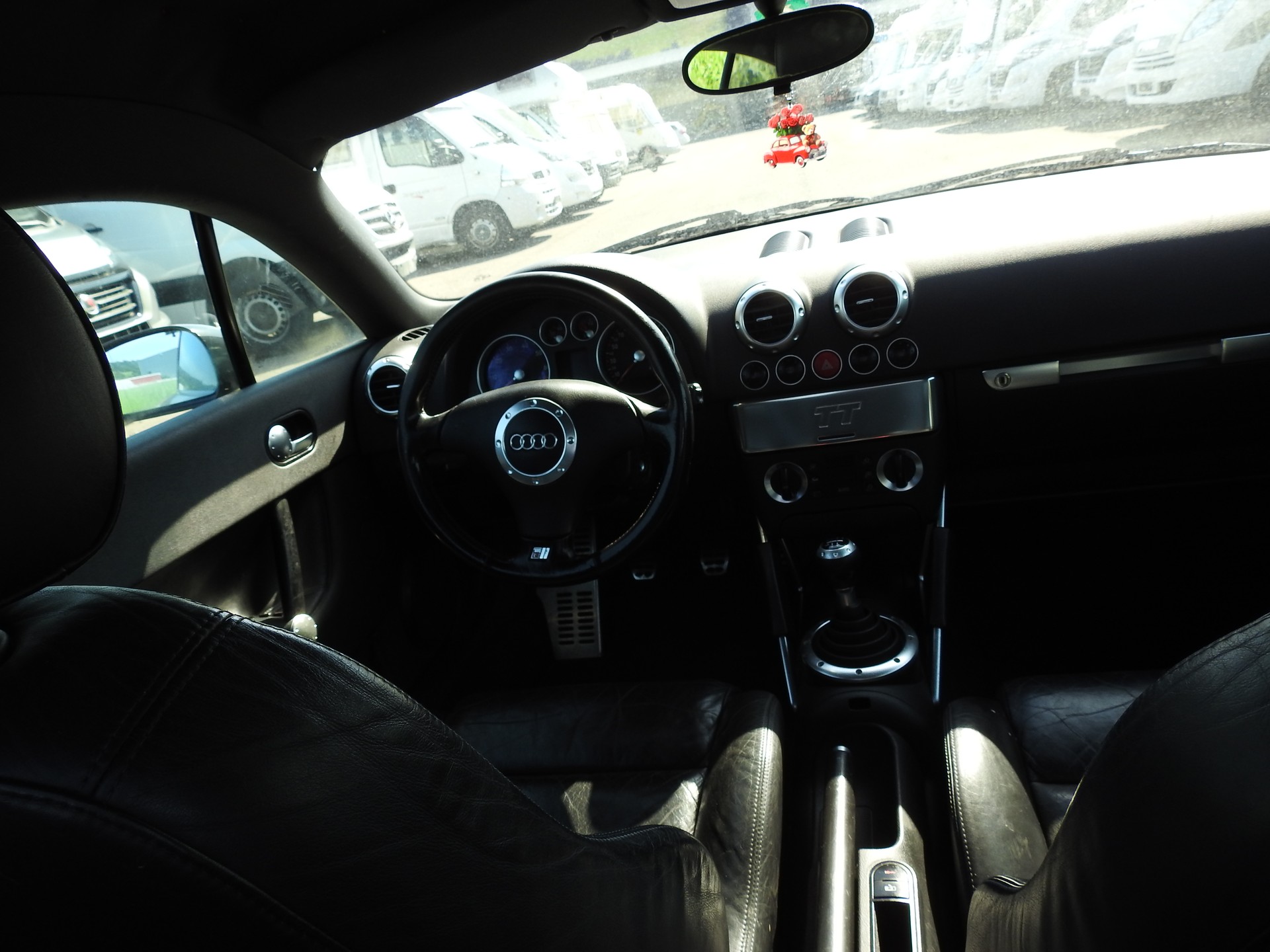 AUDI TT Coupé 1.8 T-image-17